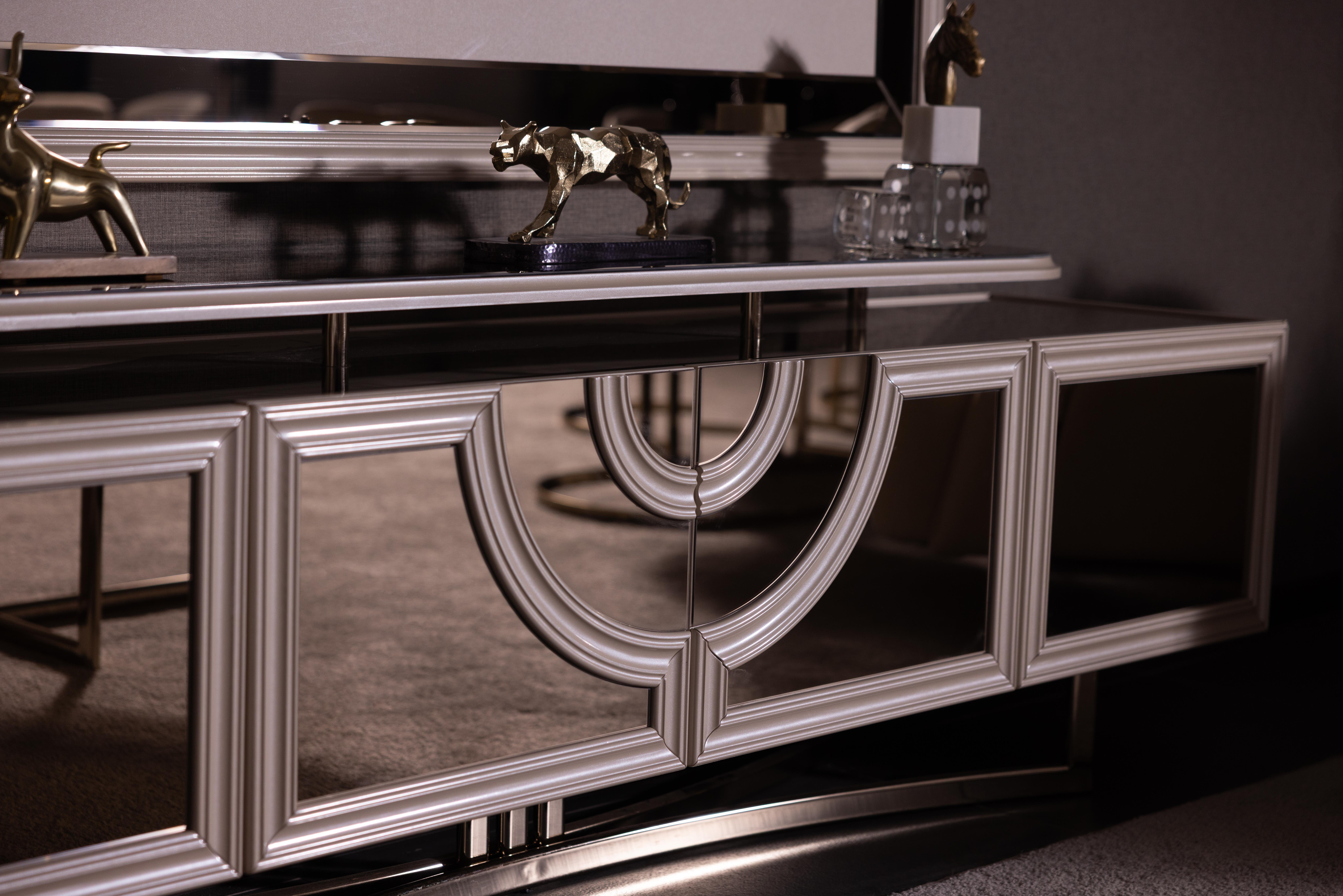 ETRO  DUVAR ÜNİTESİ