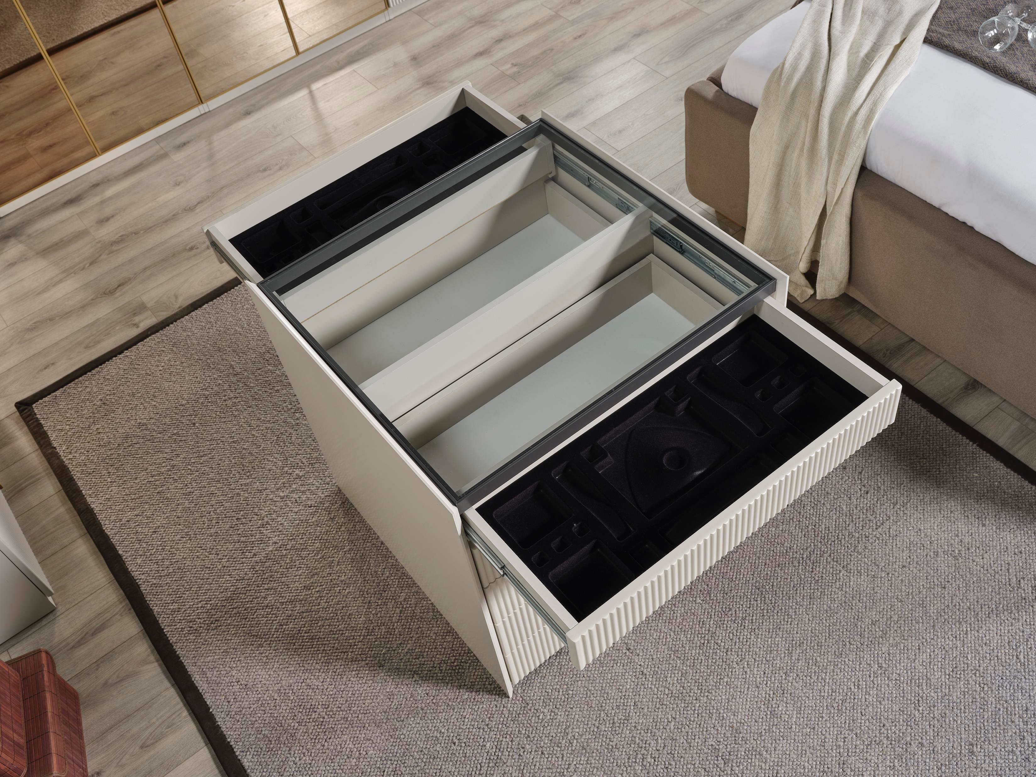 GOLD BLACK LİNE ADA ŞİFONYER