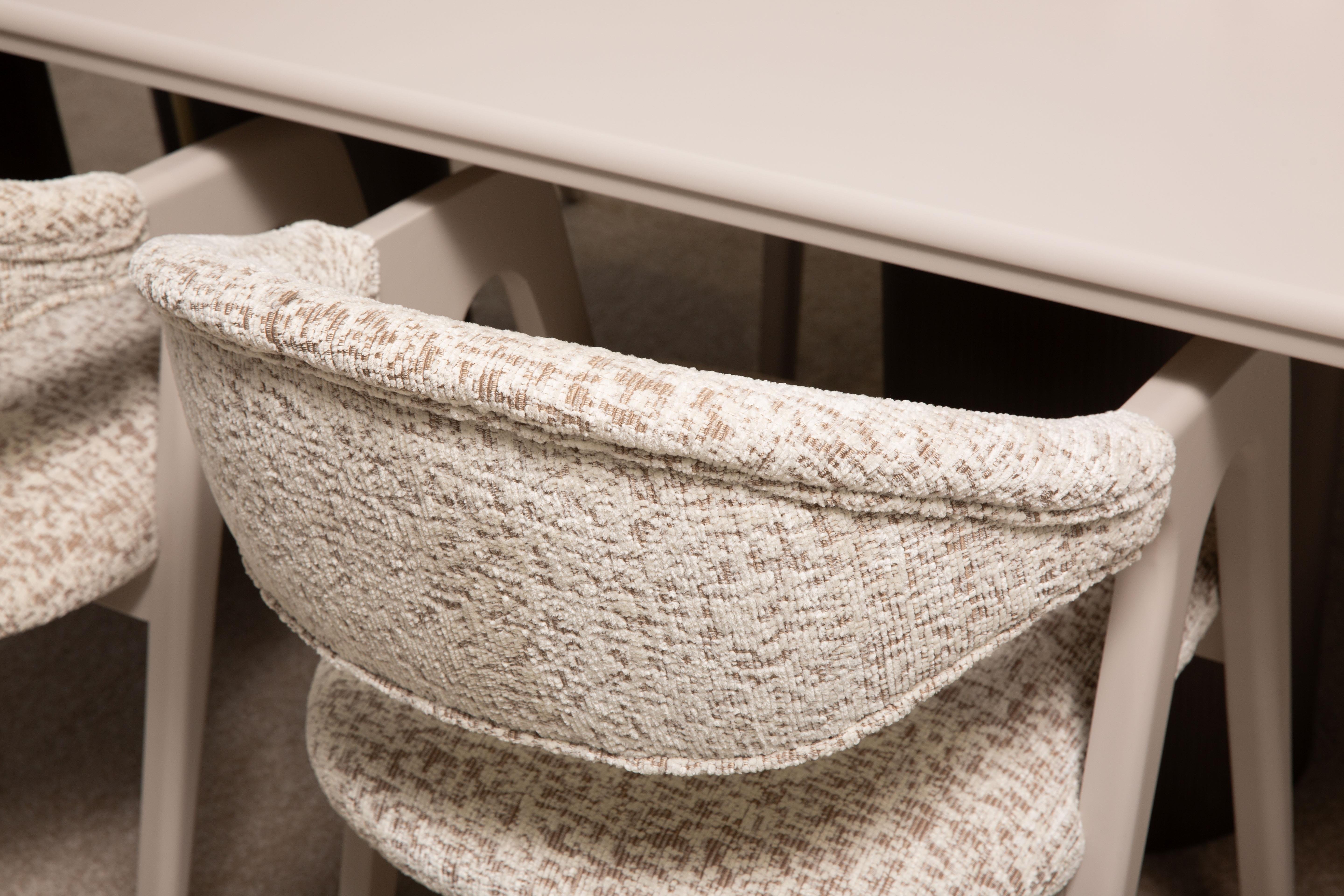 GOLF YEMEK ODASI TAKIMI