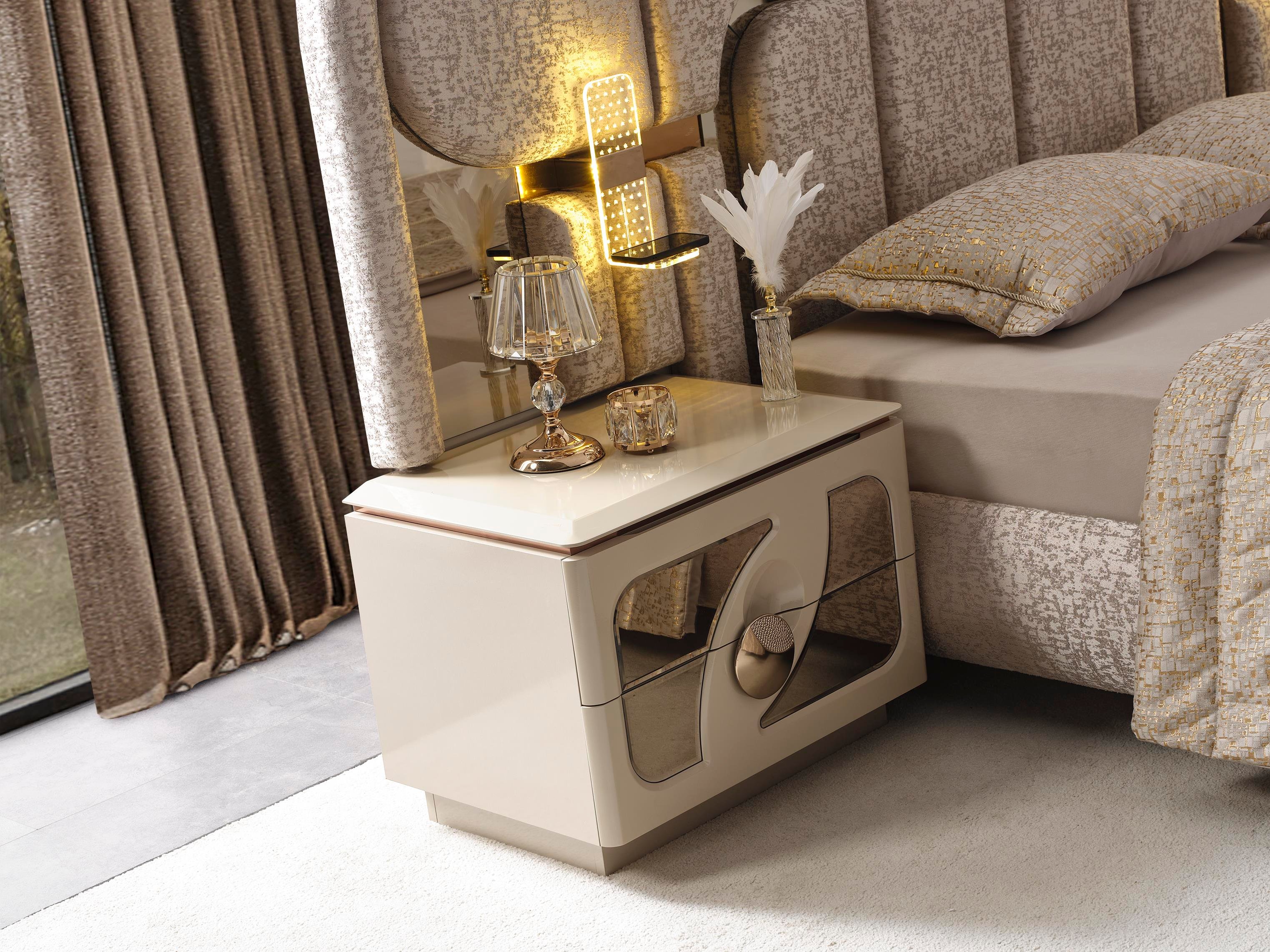 GUCCİ YATAK ODASI TAKIMI