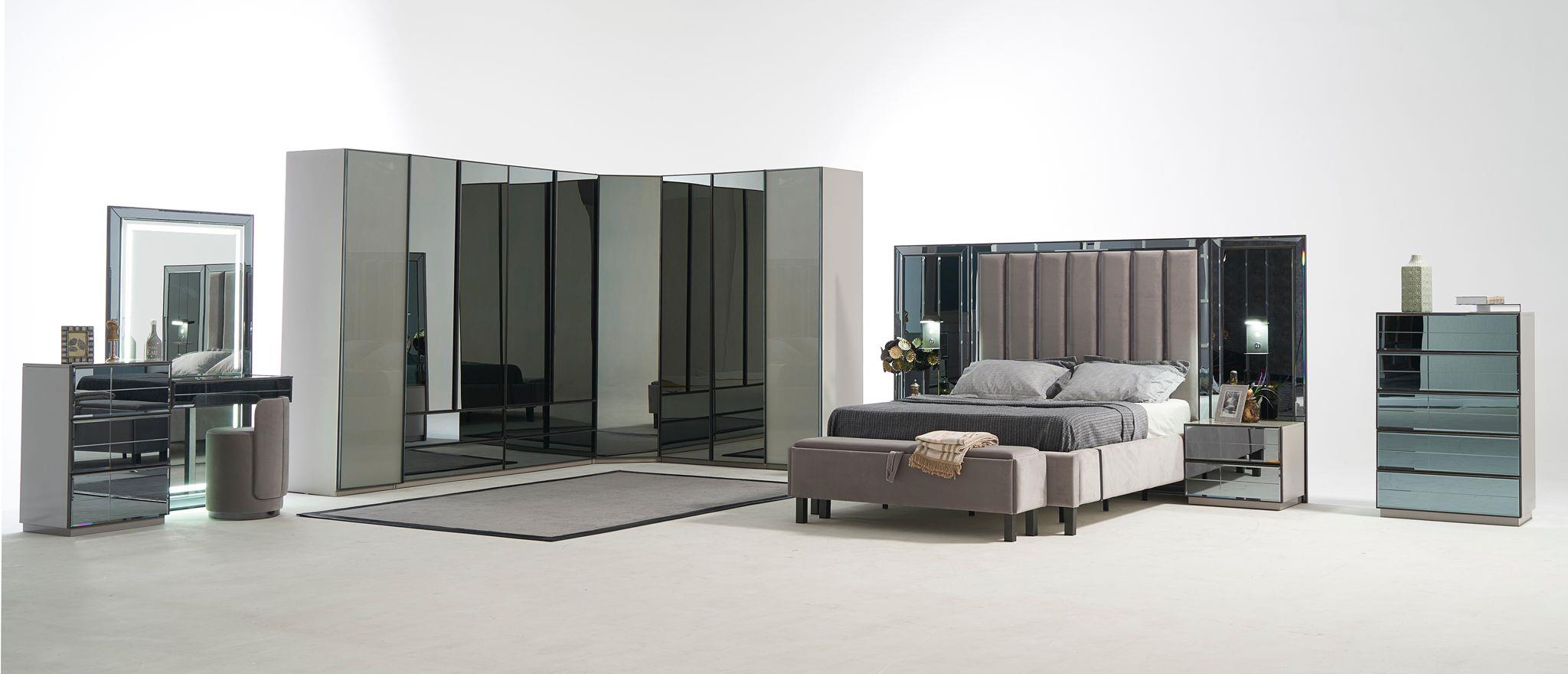 OYLAT GİYİMME DOLABI