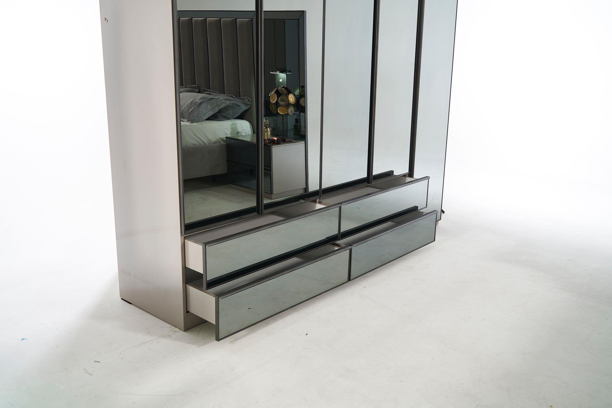 OYLAT GİYİMME DOLABI