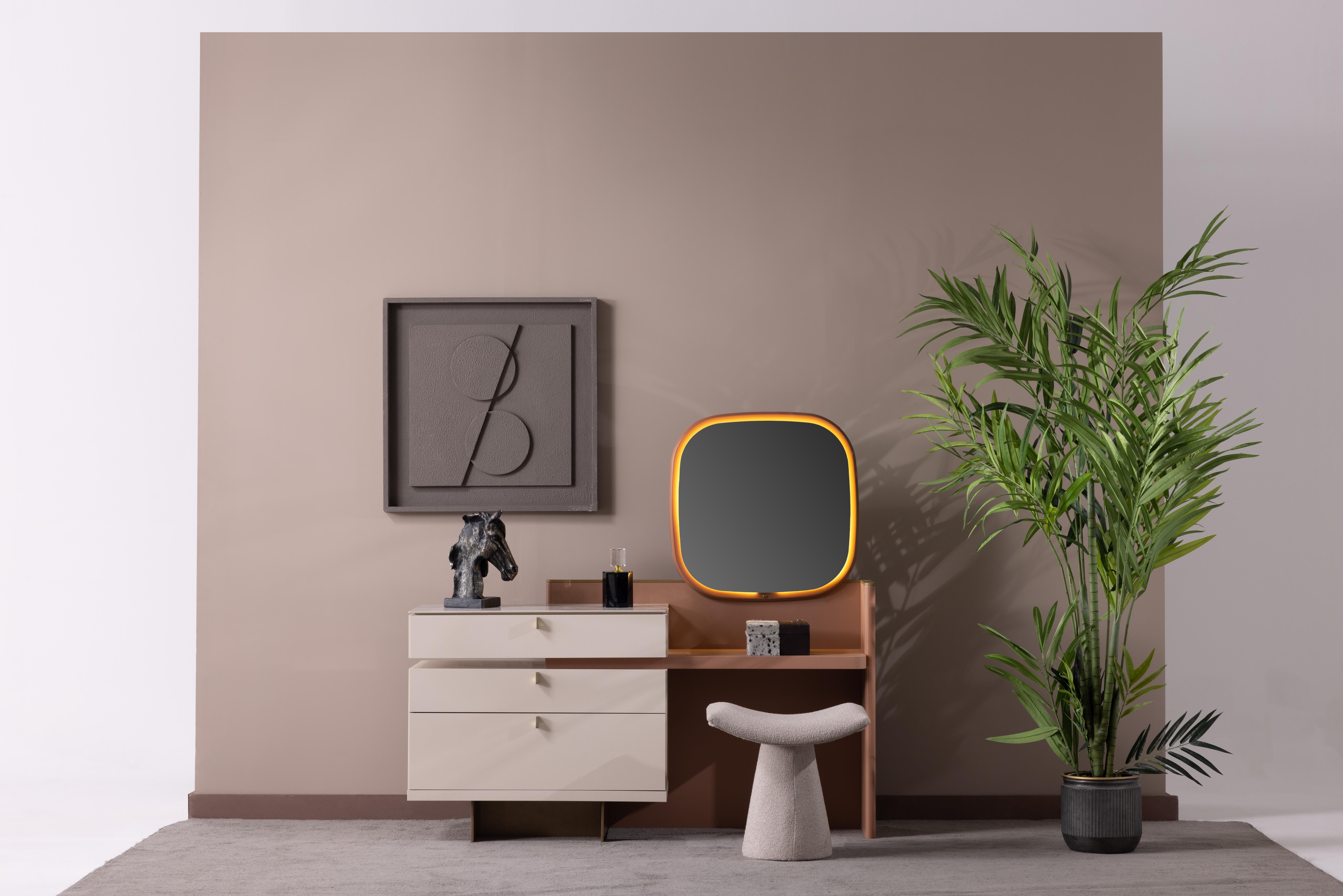 PASTEL ŞİFONYER AYNALI