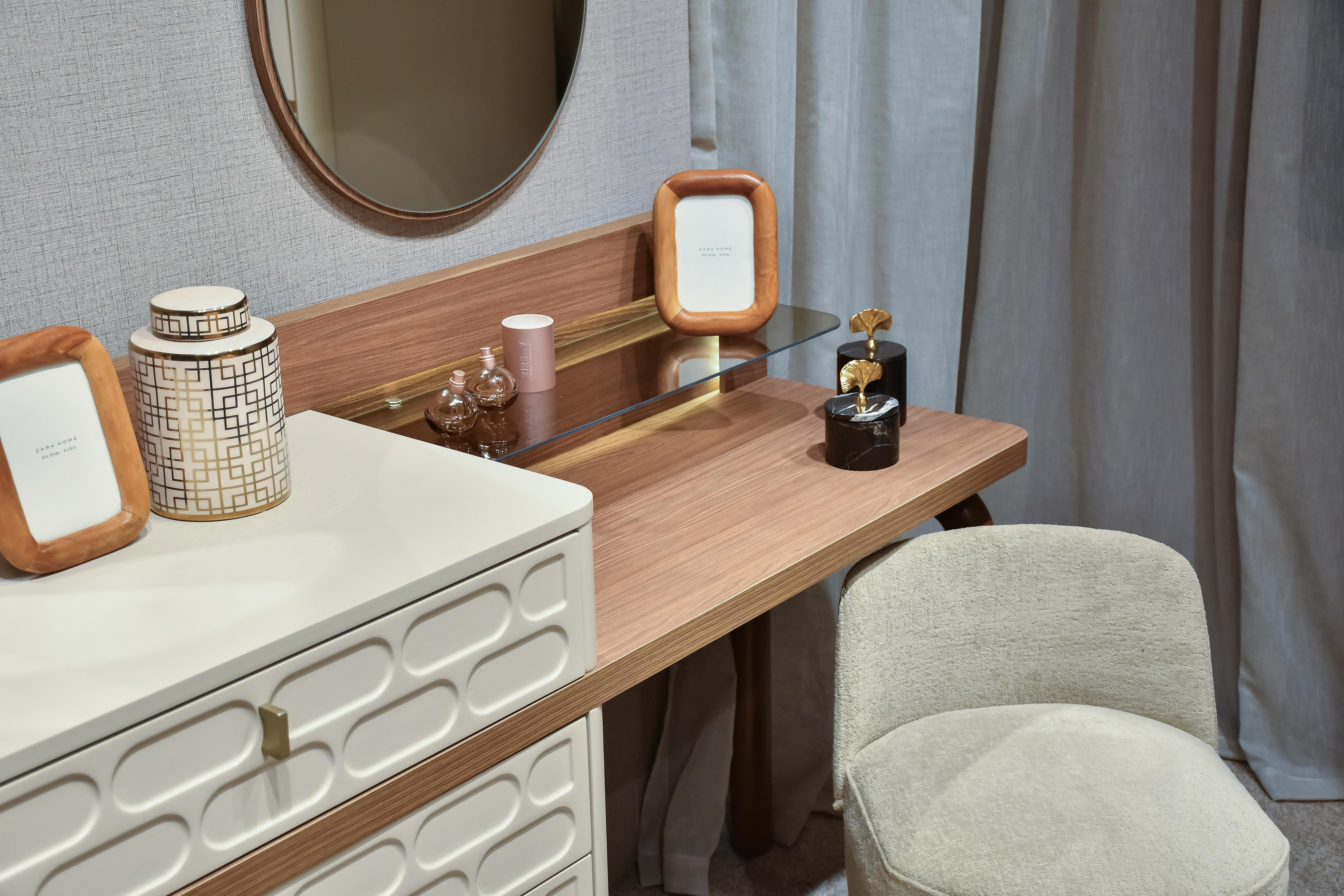 PRADA AYNALI ŞİFONYER