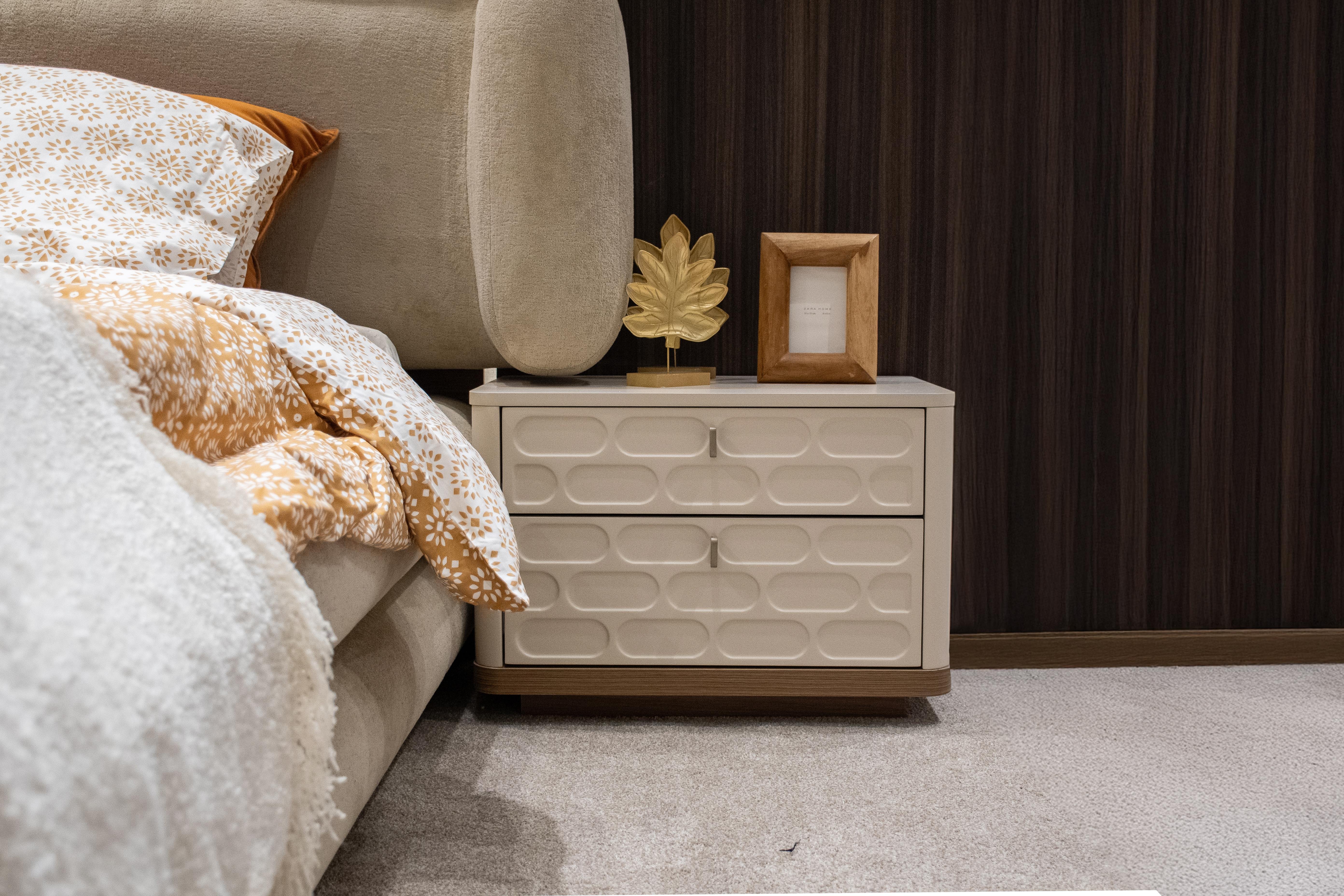 PRADA YATAK ODASI TAKIMI