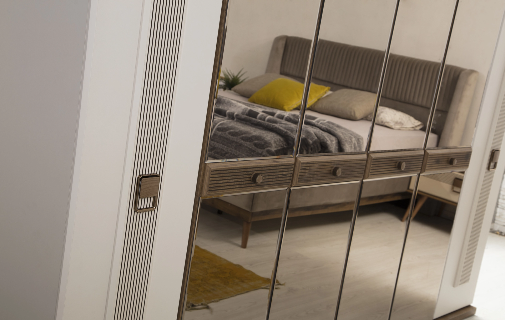 ZENA YATAK ODASI TAKIMI