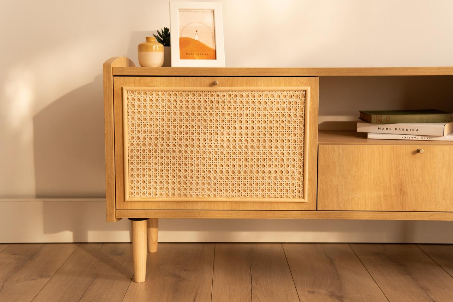 Arven 180 Cm Hazeranlı Tv Sehpası