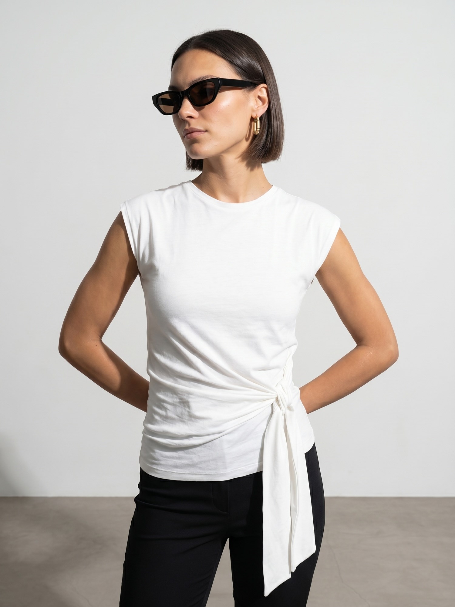 BAĞLAMA DETAYLI T-SHIRT