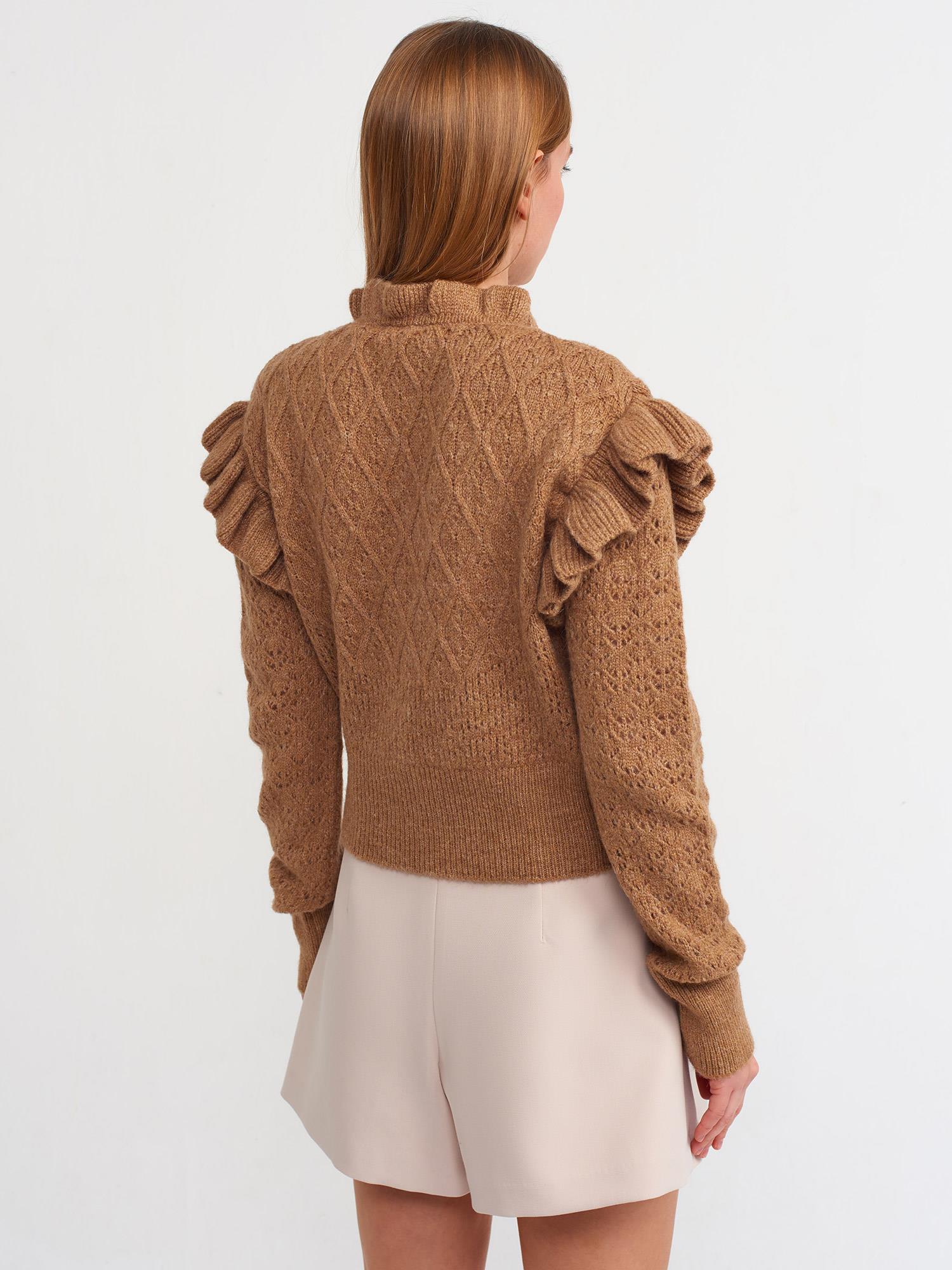 Bisiklet Yaka Fırfırlı Triko Hırka