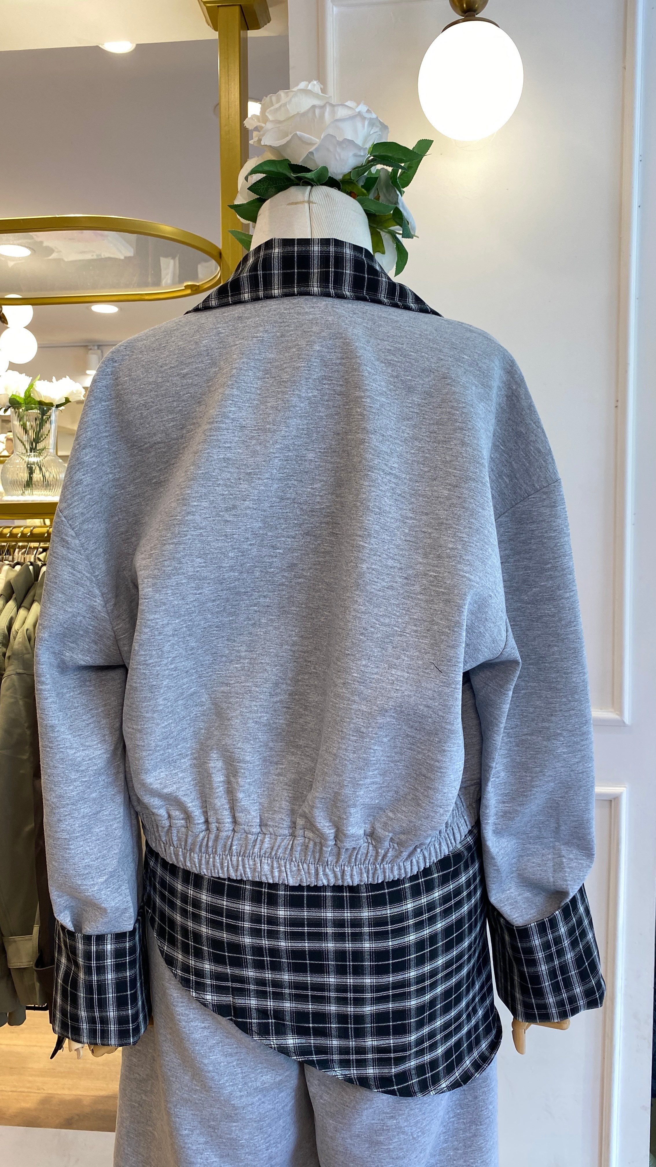 Ekose Detaylı Sweatshirt