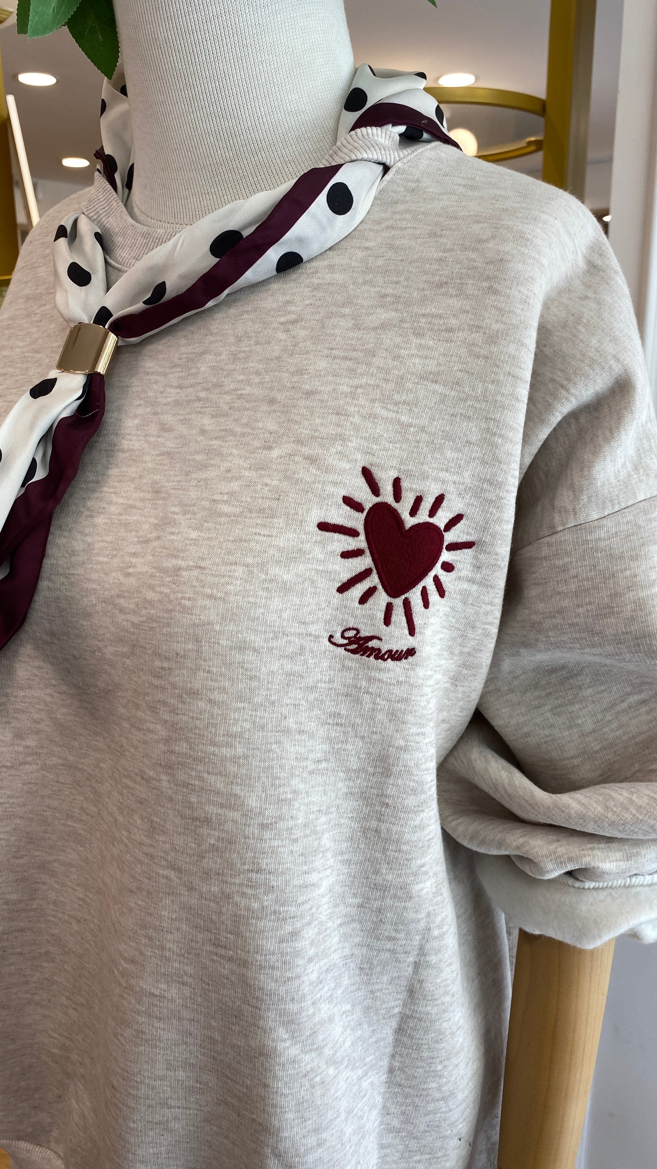 Fular Detaylı Sweatshirt