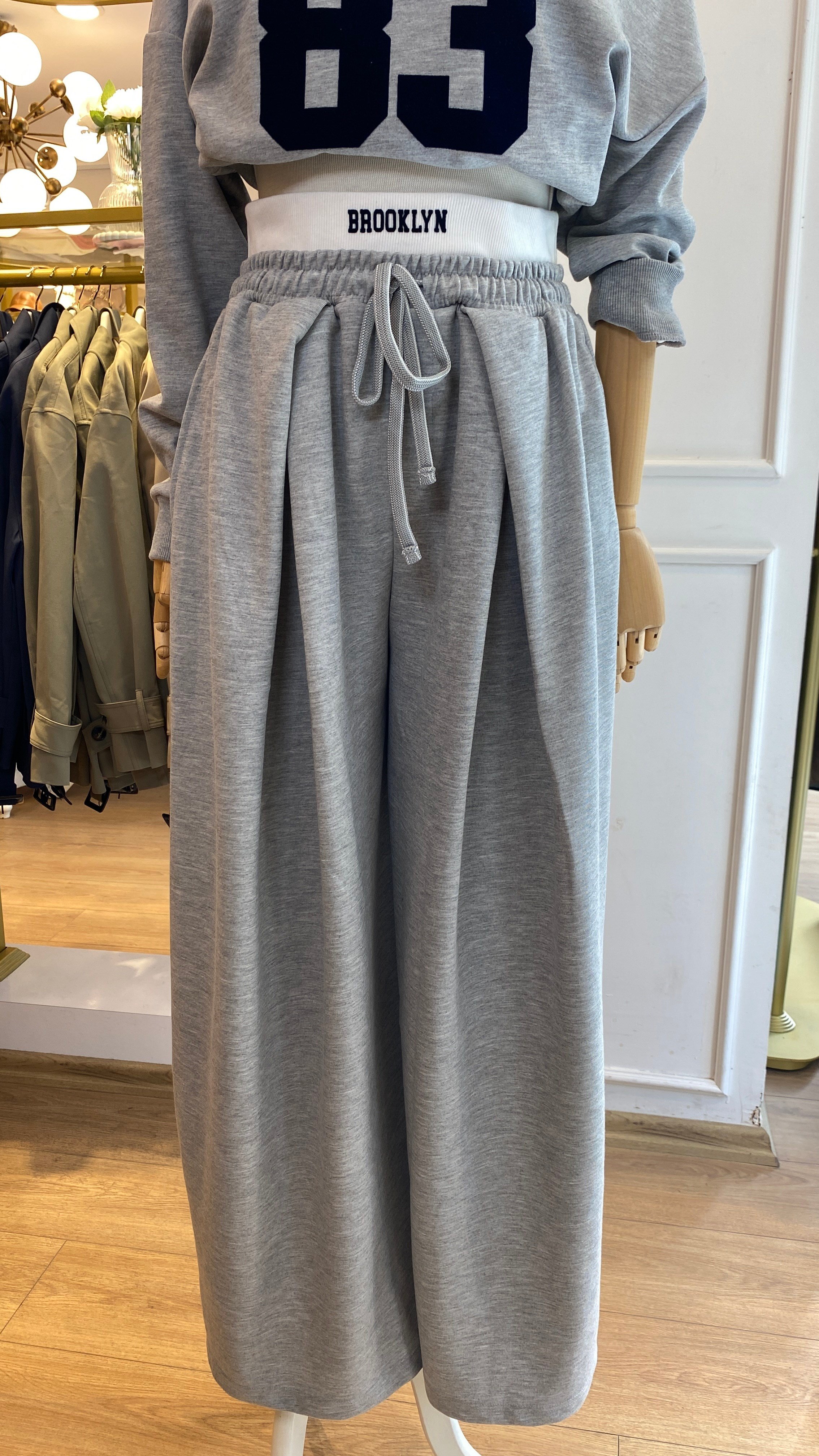 Kaşkorse Detaylı Eşofman