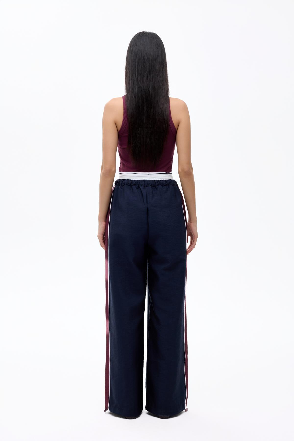 Lastik Detaylı Pantolon