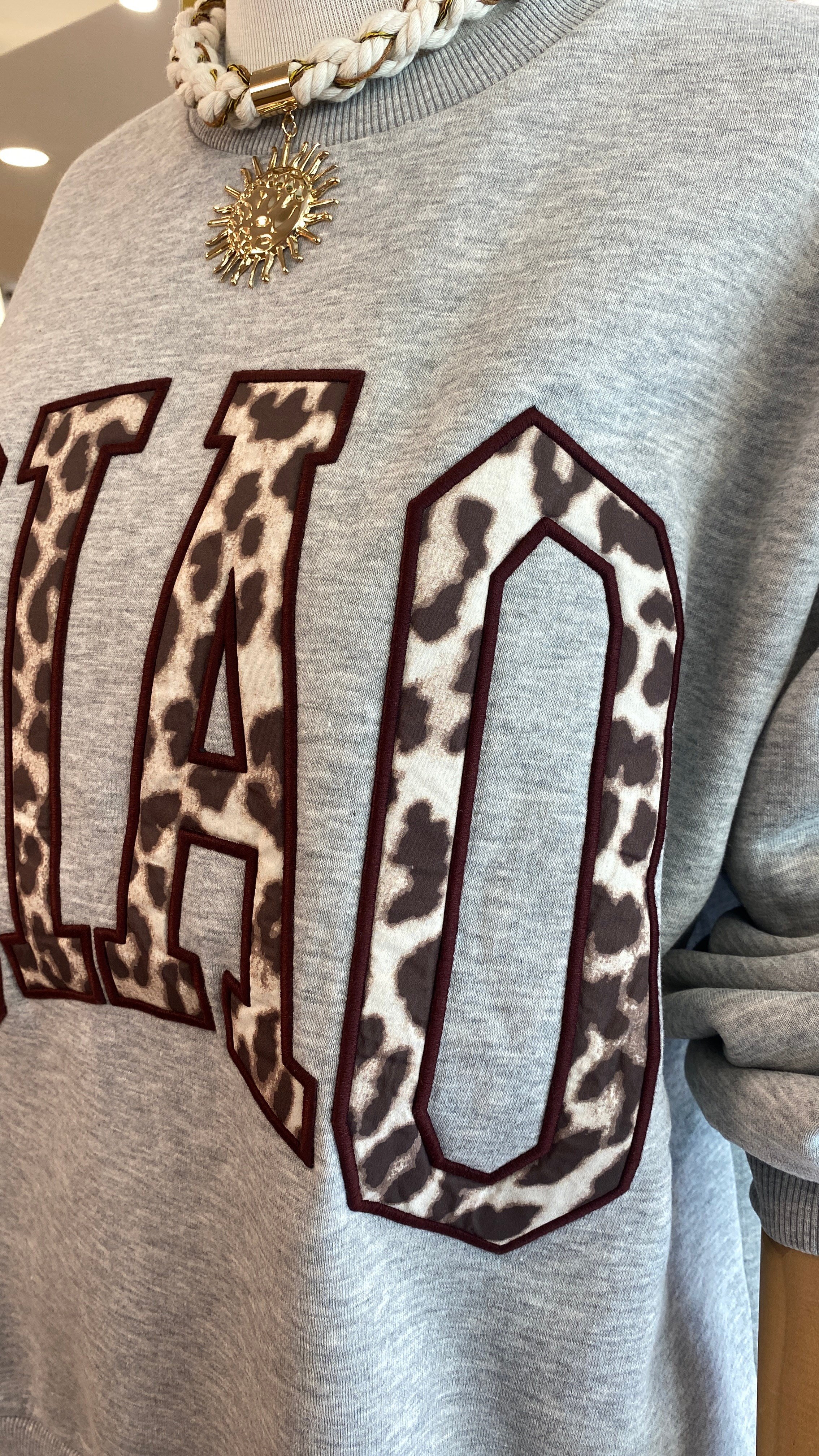 Nakış Detaylı Sweatshirt