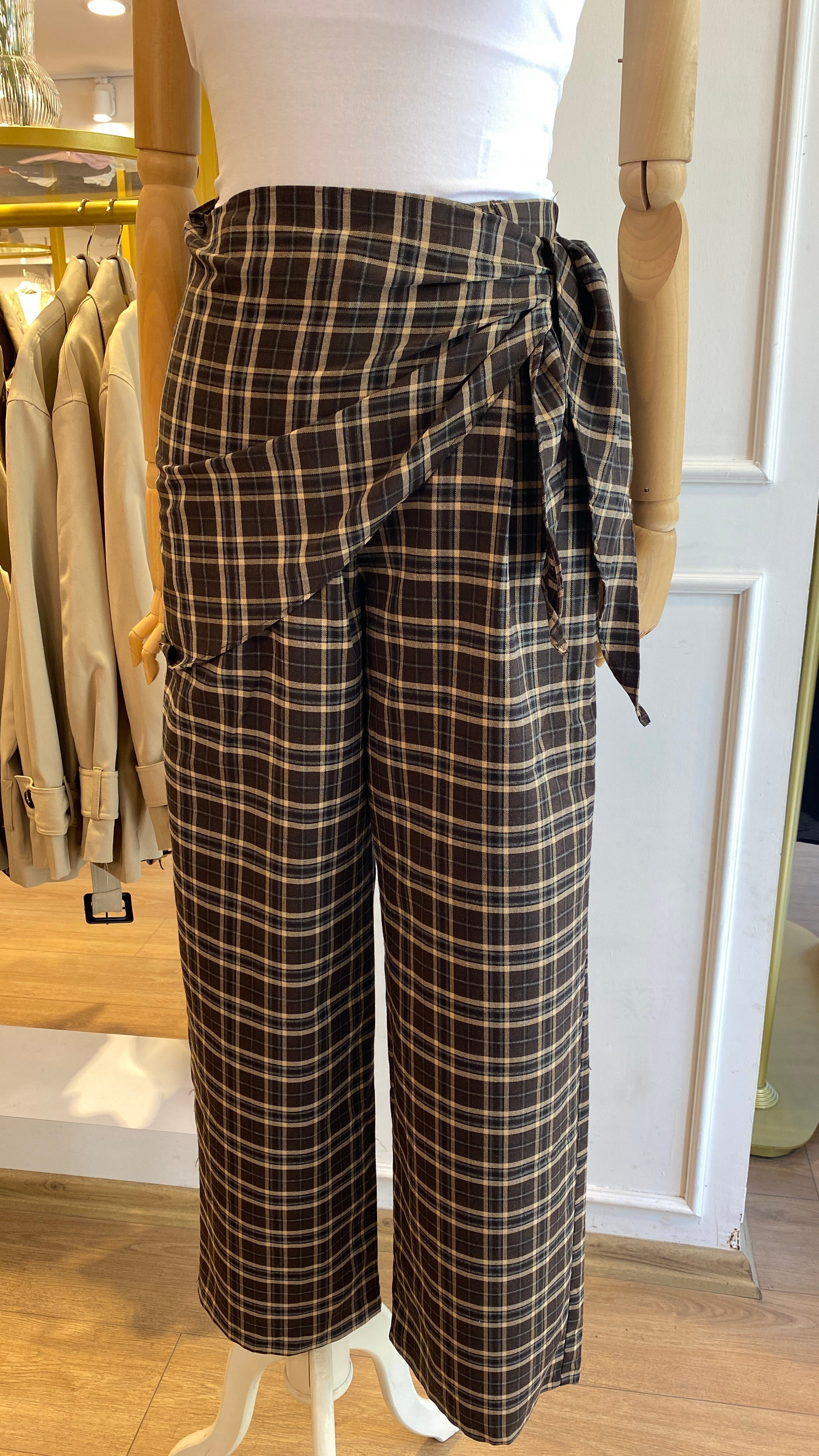 Şal Detaylı Pantolon