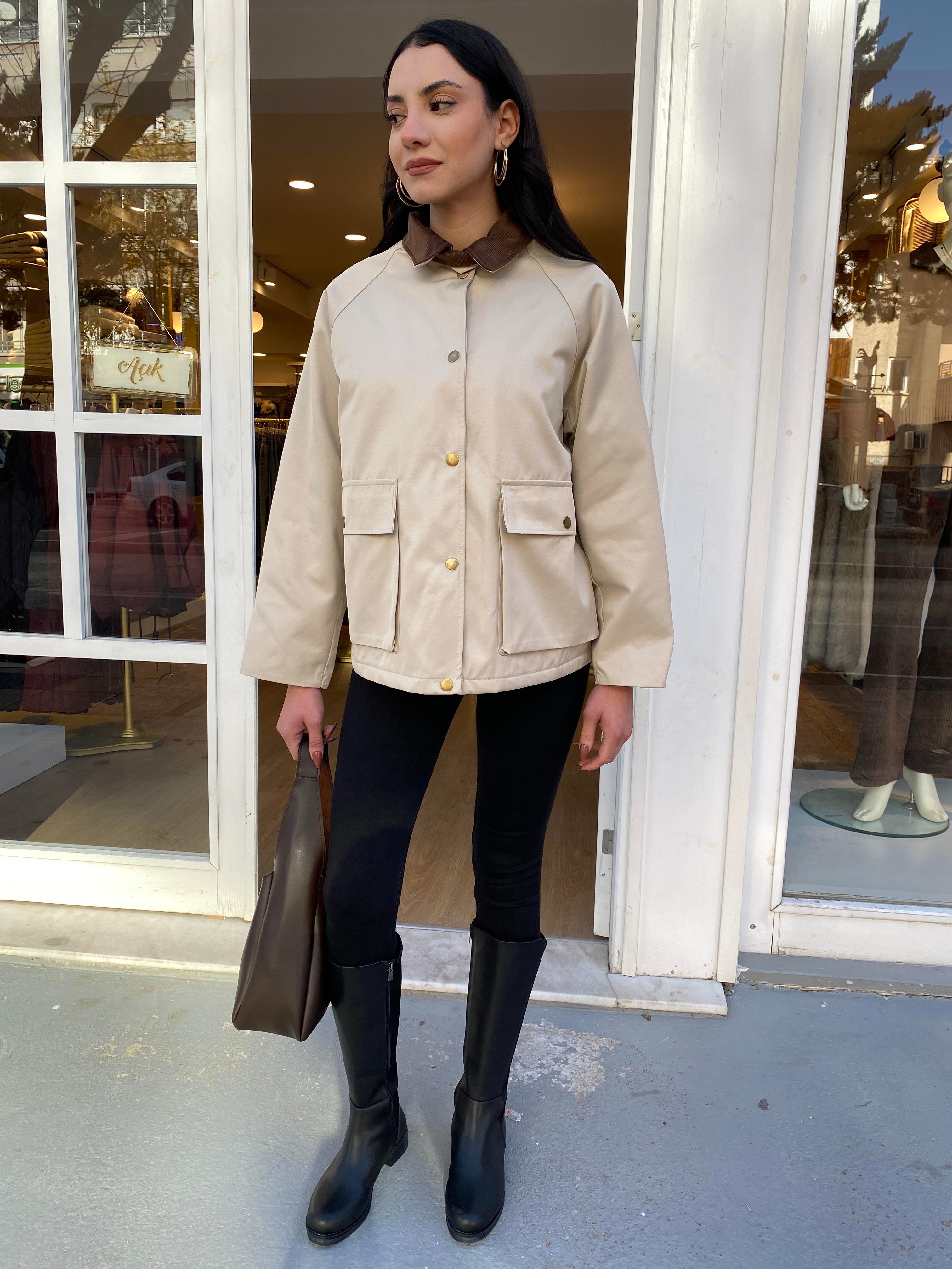 YAKASI DETAYLI PARKA