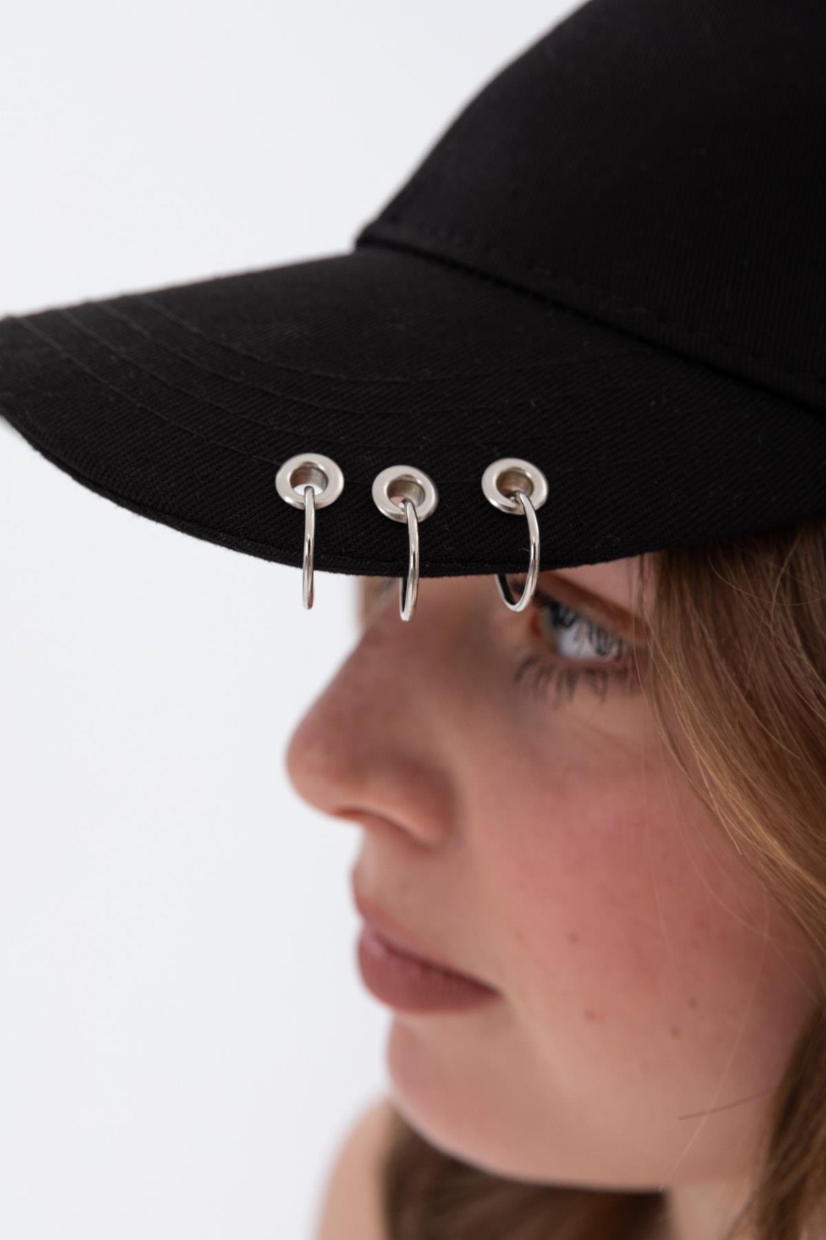 3 Halkalı Siyah Renk Piercing Şapka