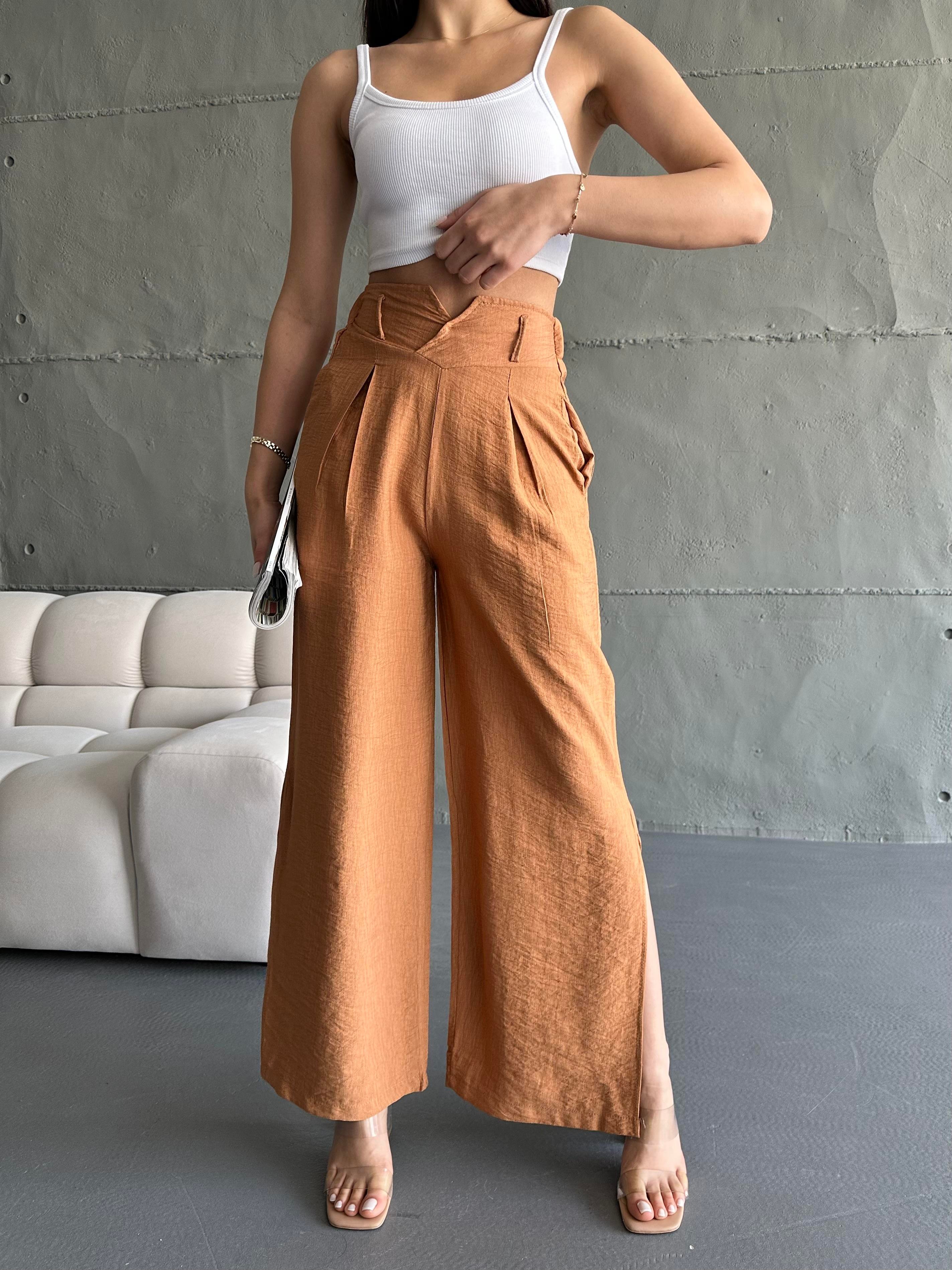 Kadın Camel Keten Paçaları Yırtmaçlı Pantolon