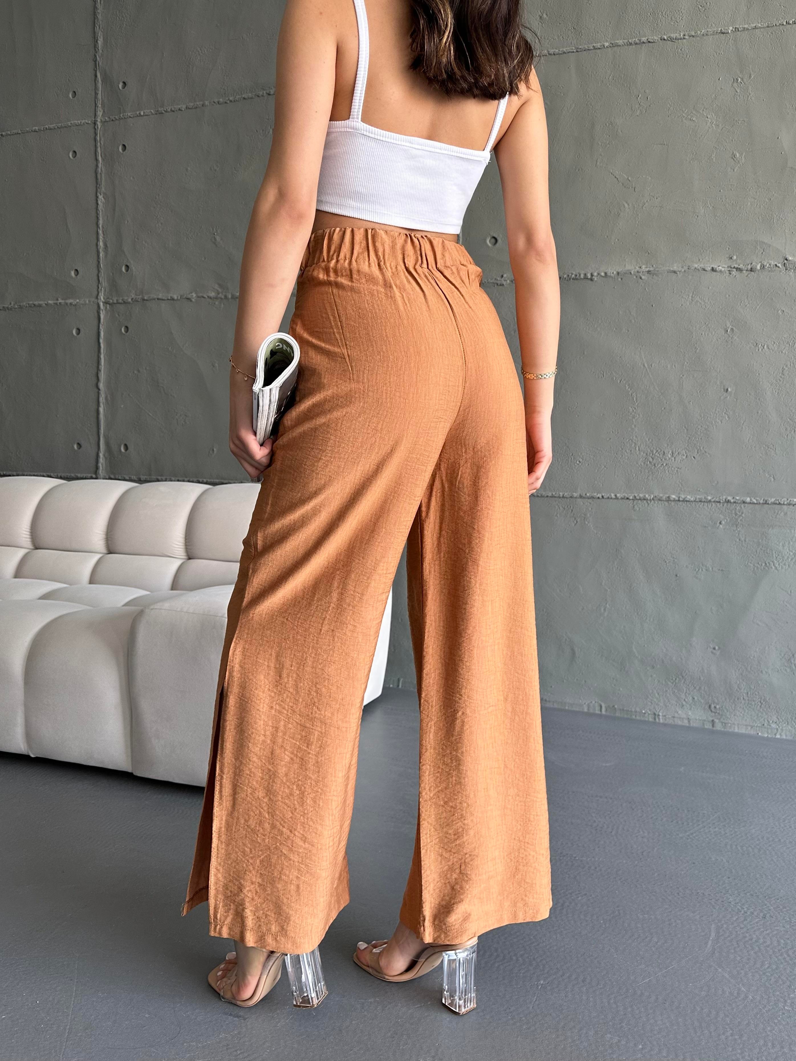 Kadın Camel Keten Paçaları Yırtmaçlı Pantolon