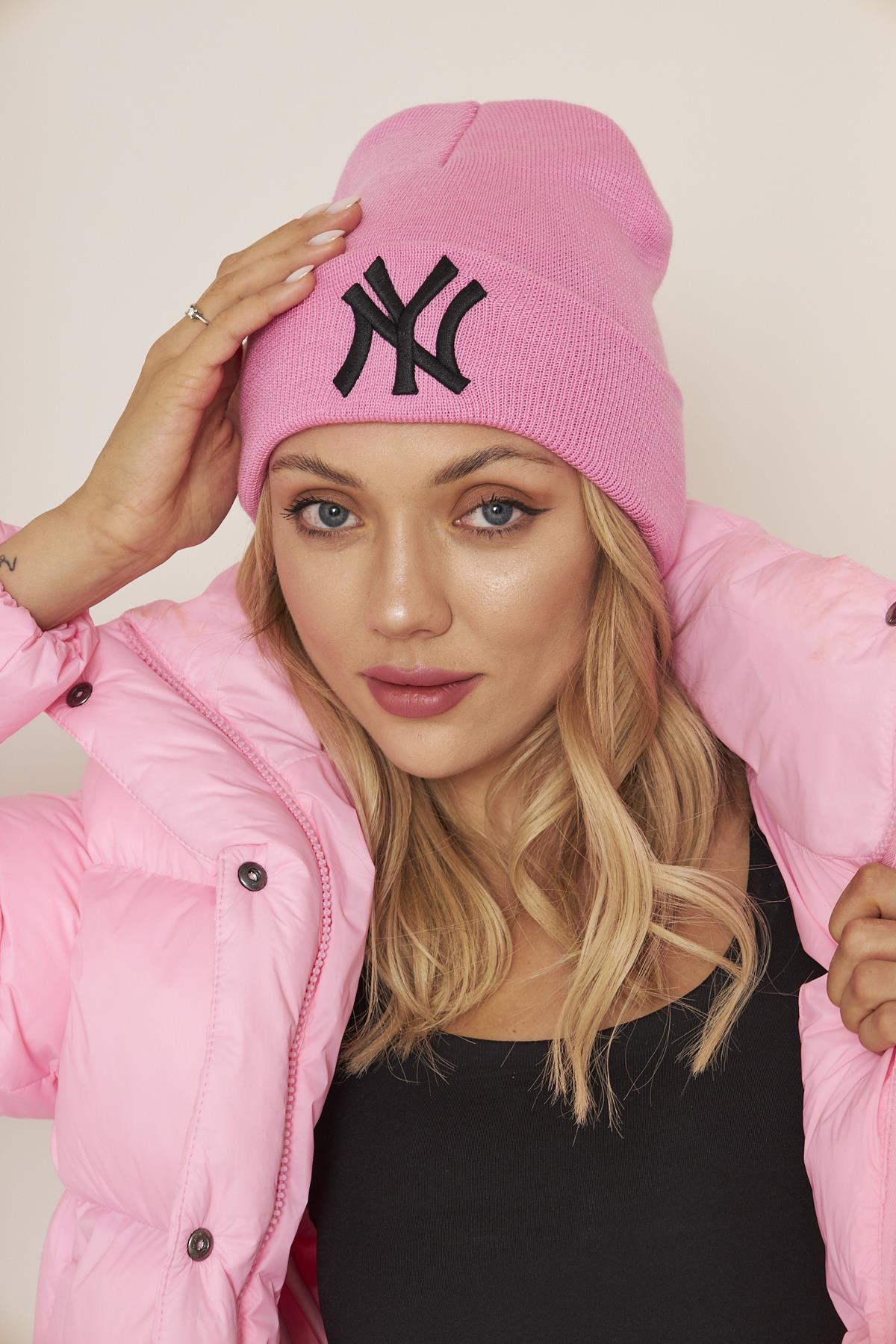 Pembe Unısex Ny Nakış Detaylı Yumuşak Dokulu Triko Bere