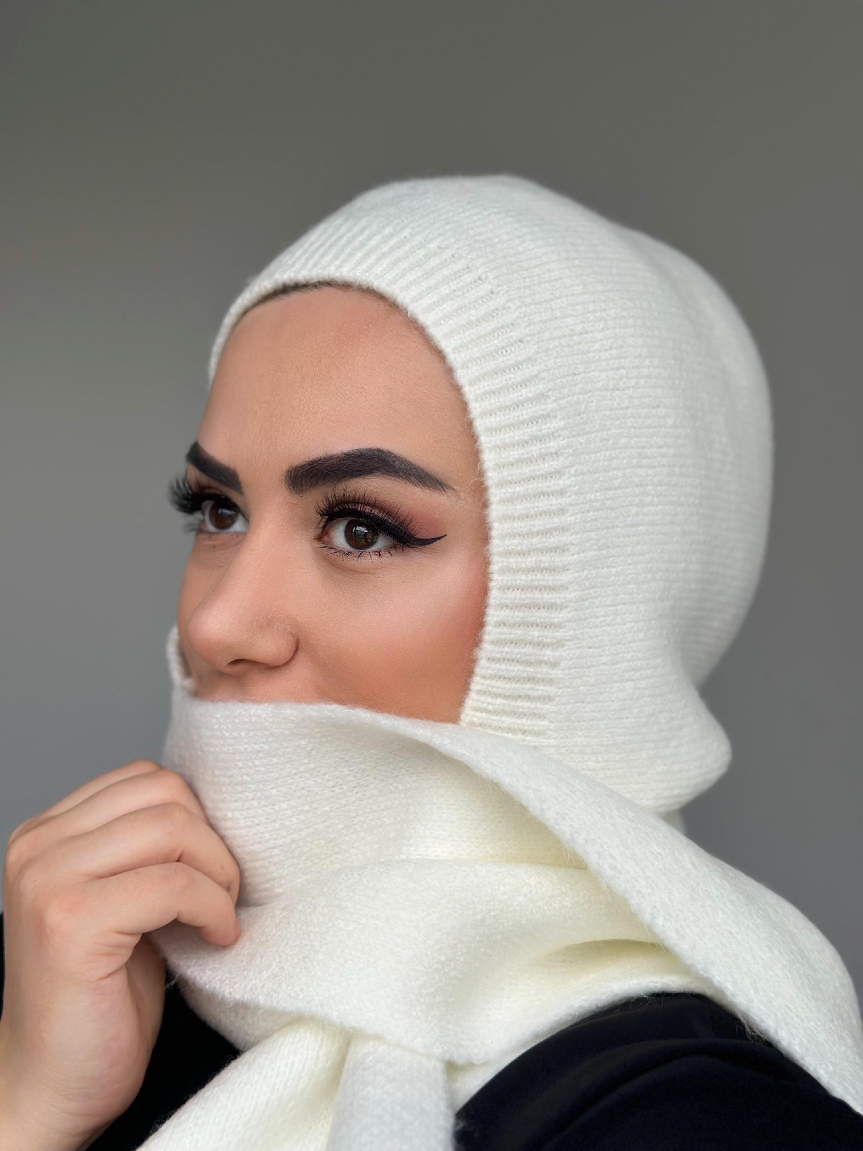 ATKILI BALACLAVA EKRU