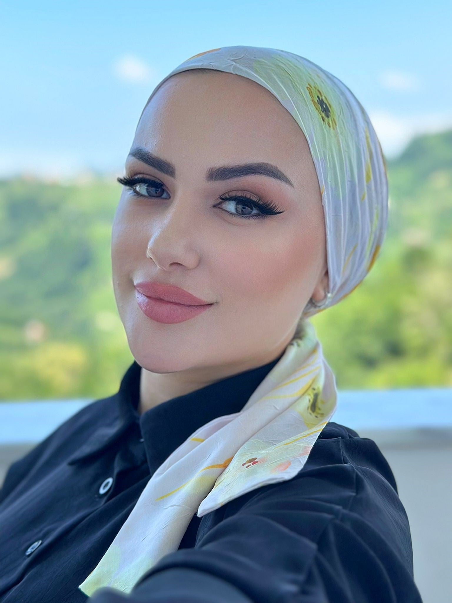TREND ŞAL İMANNOR BAHAR DESEN