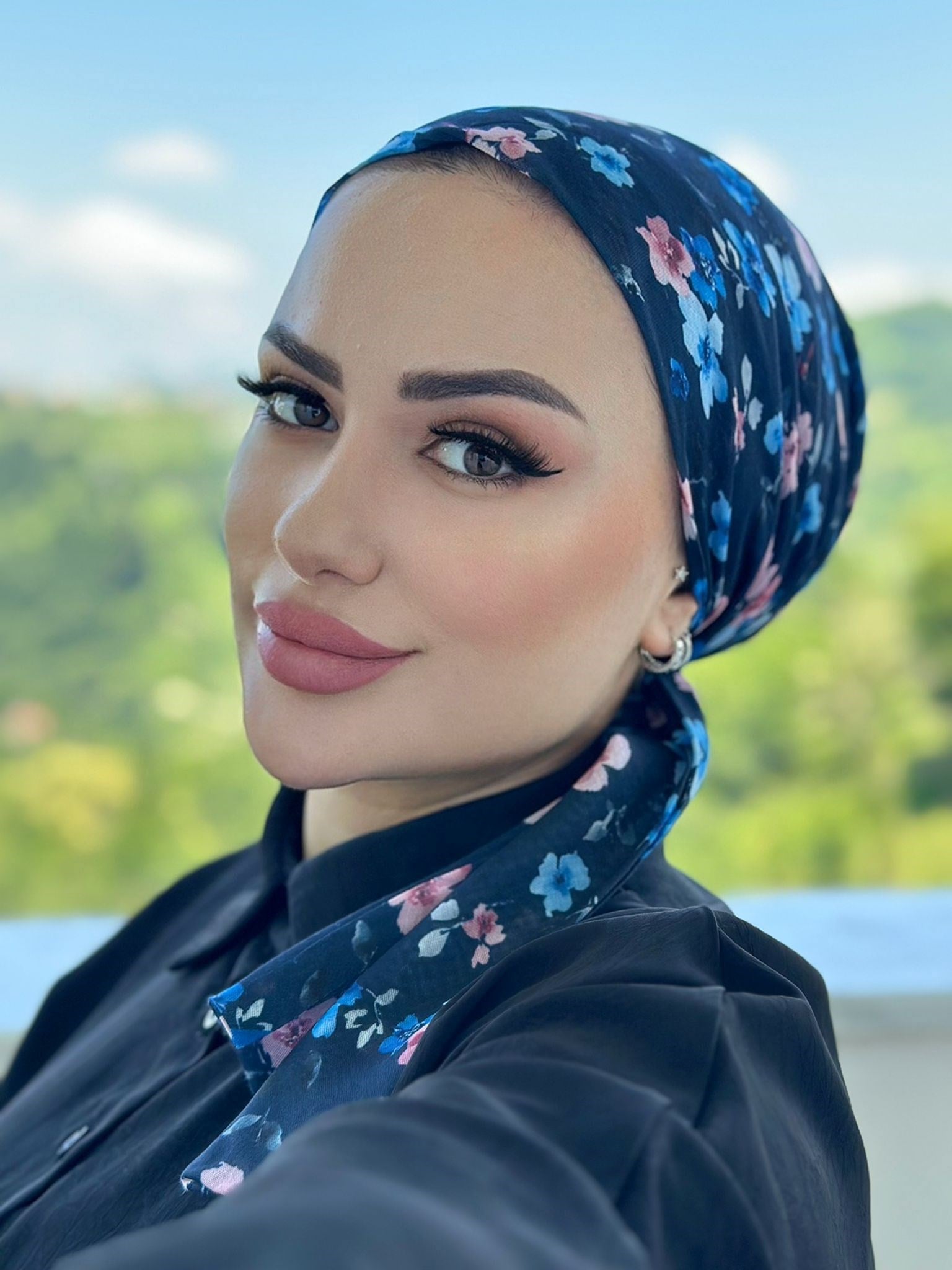 TREND ŞAL İMANNOR BAHAR DESEN