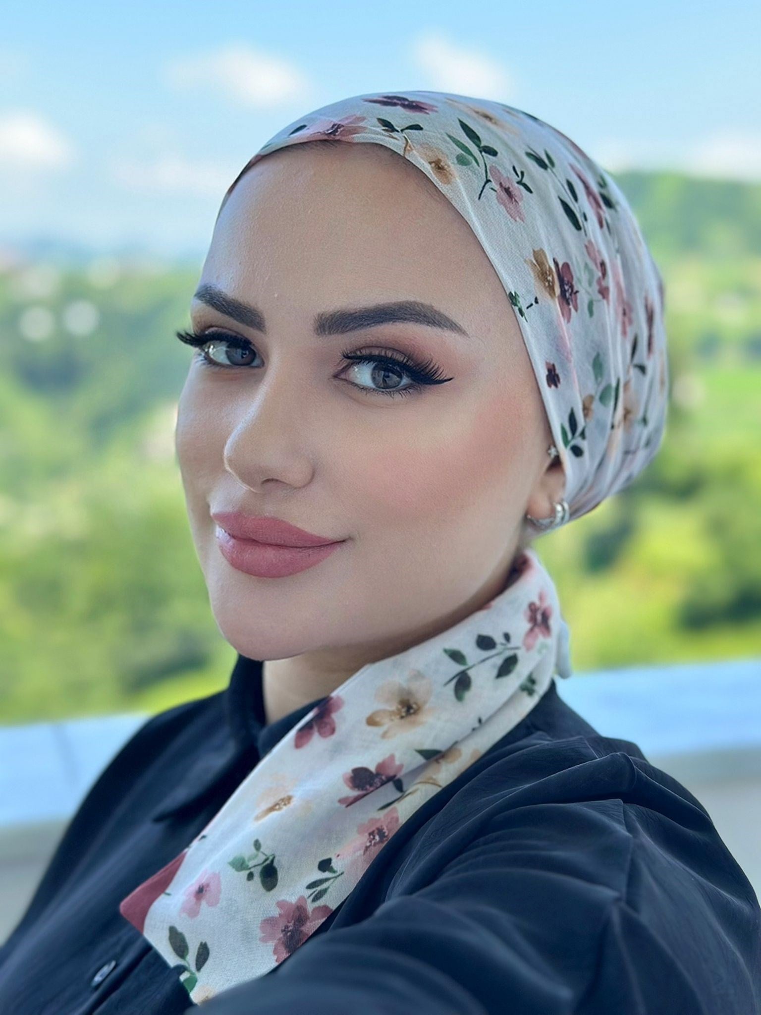 TREND ŞAL İMANNOR BAHAR DESEN