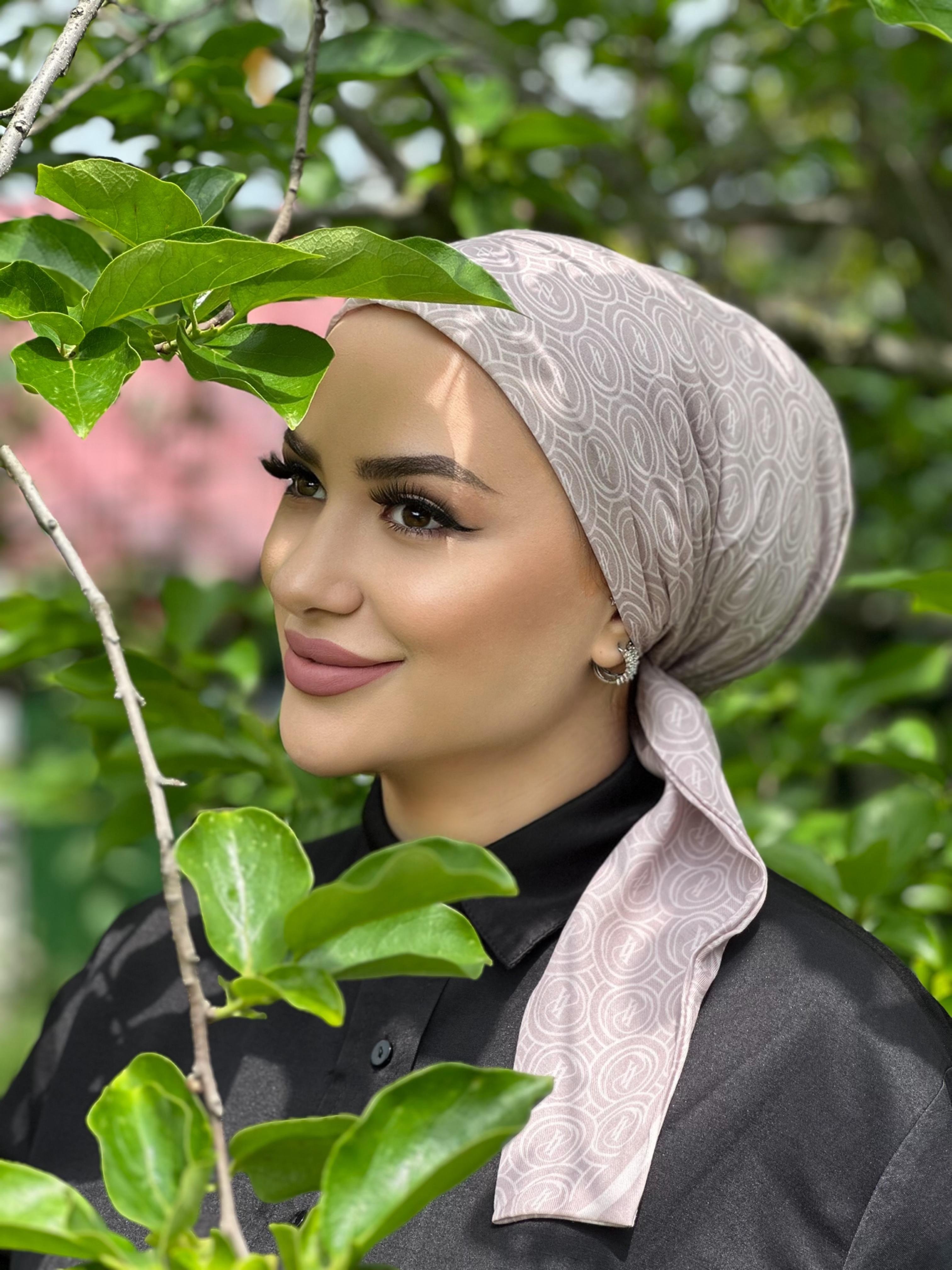 TREND ŞAL YENİ SEZON VAKKO   (soft ipek )