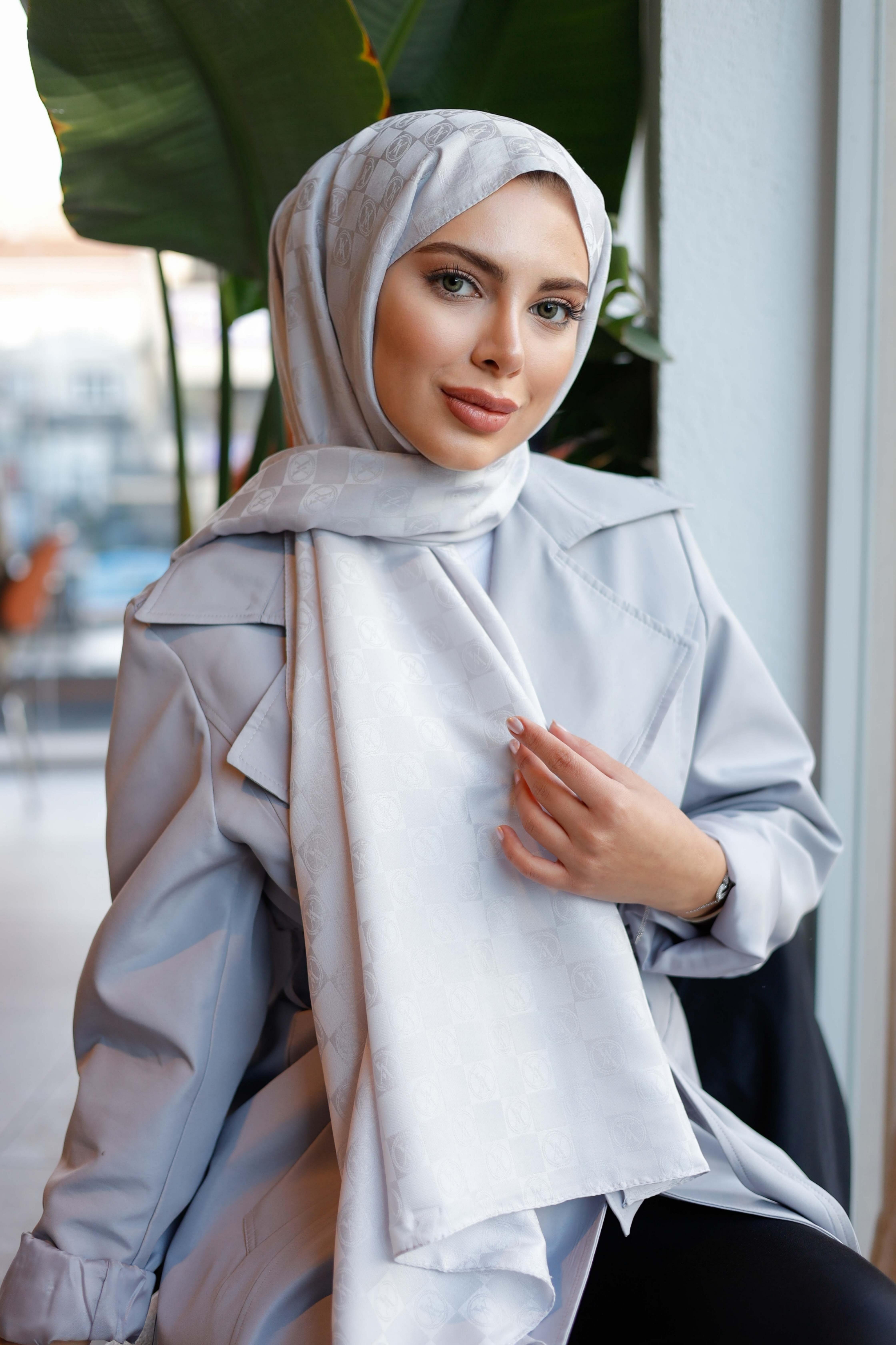 DAMA DESEN GÜMÜŞ GRİ