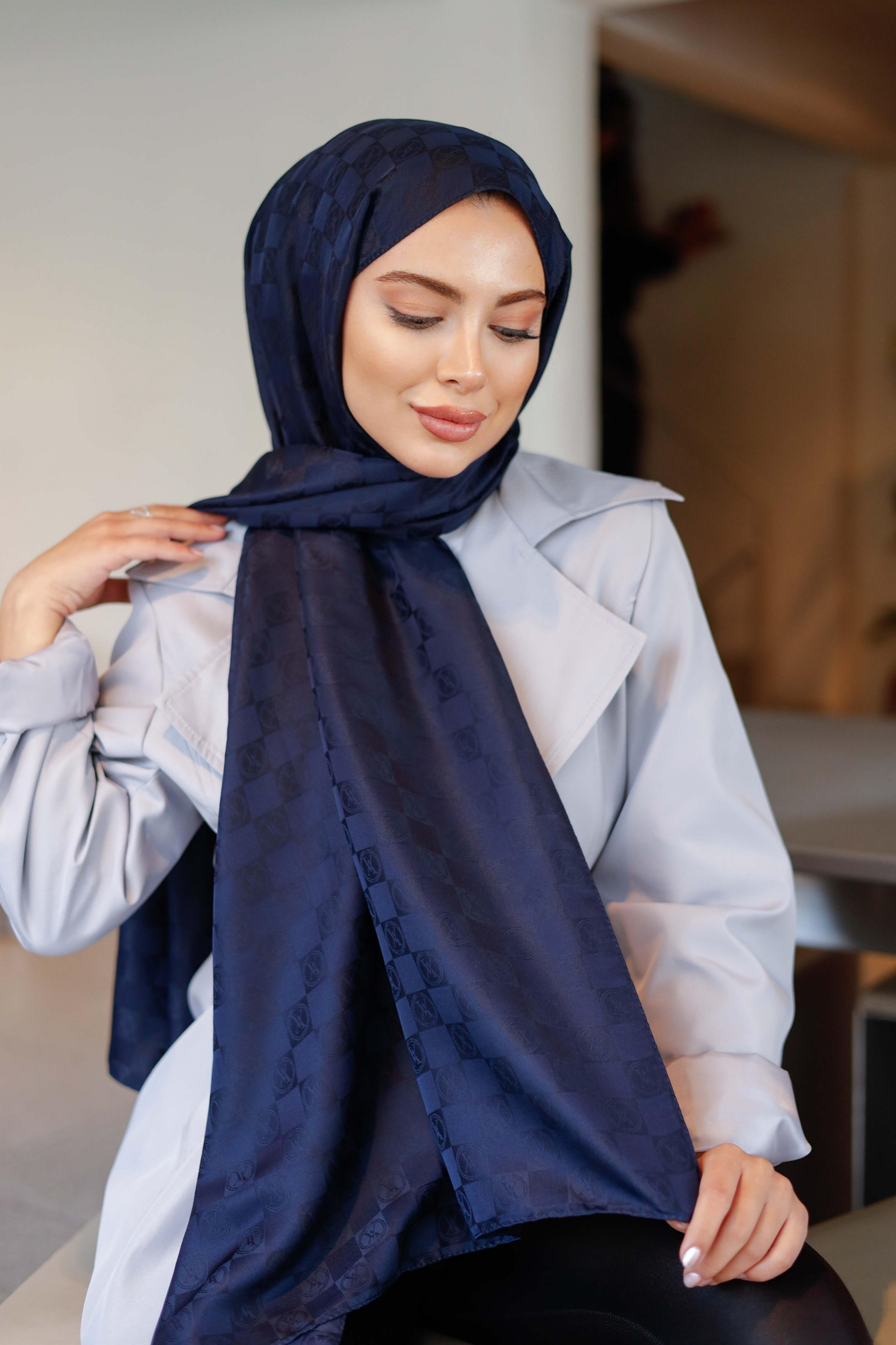 DAMA DESEN LACİVERT