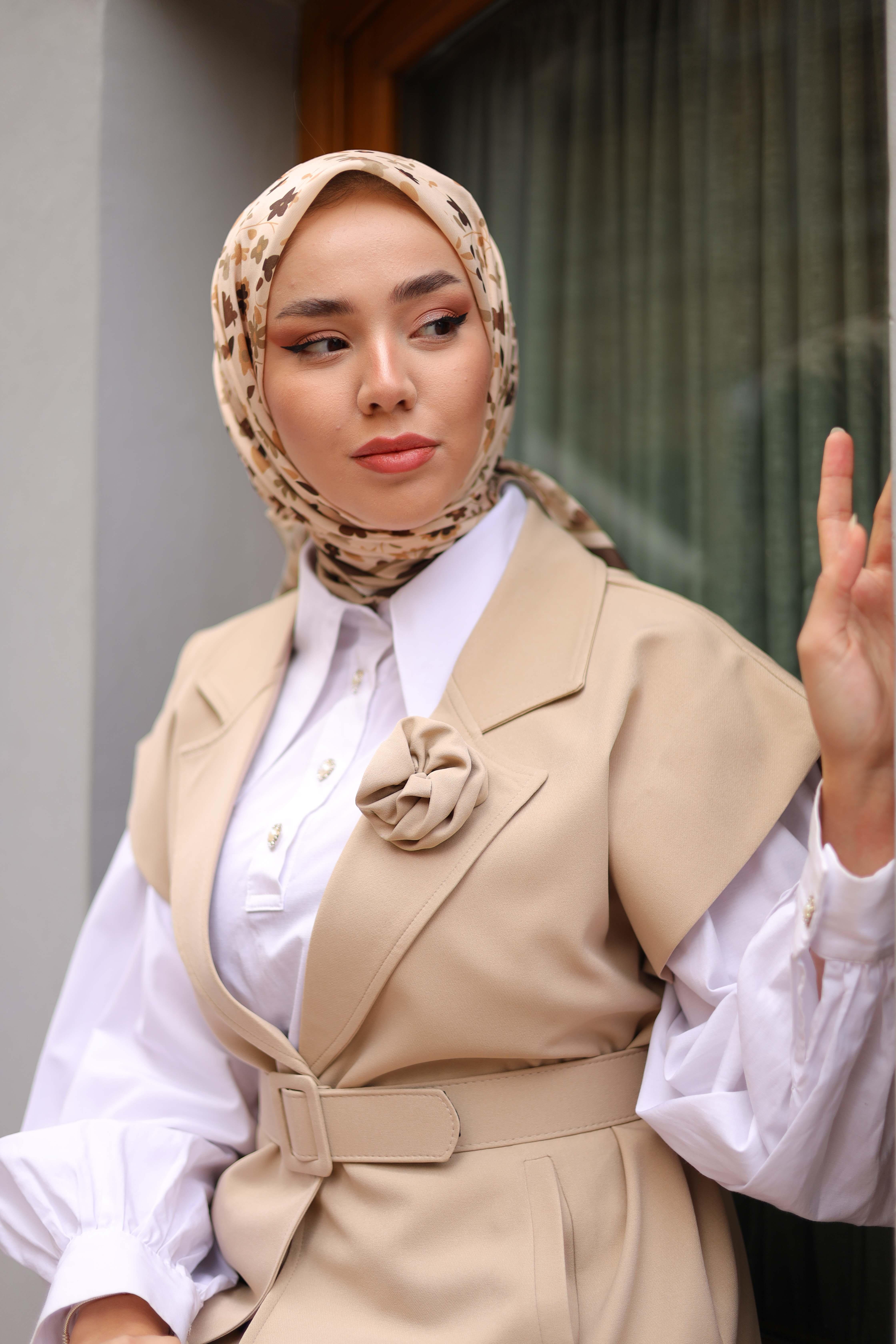 DESENLİ EŞARP FLOWER KREM