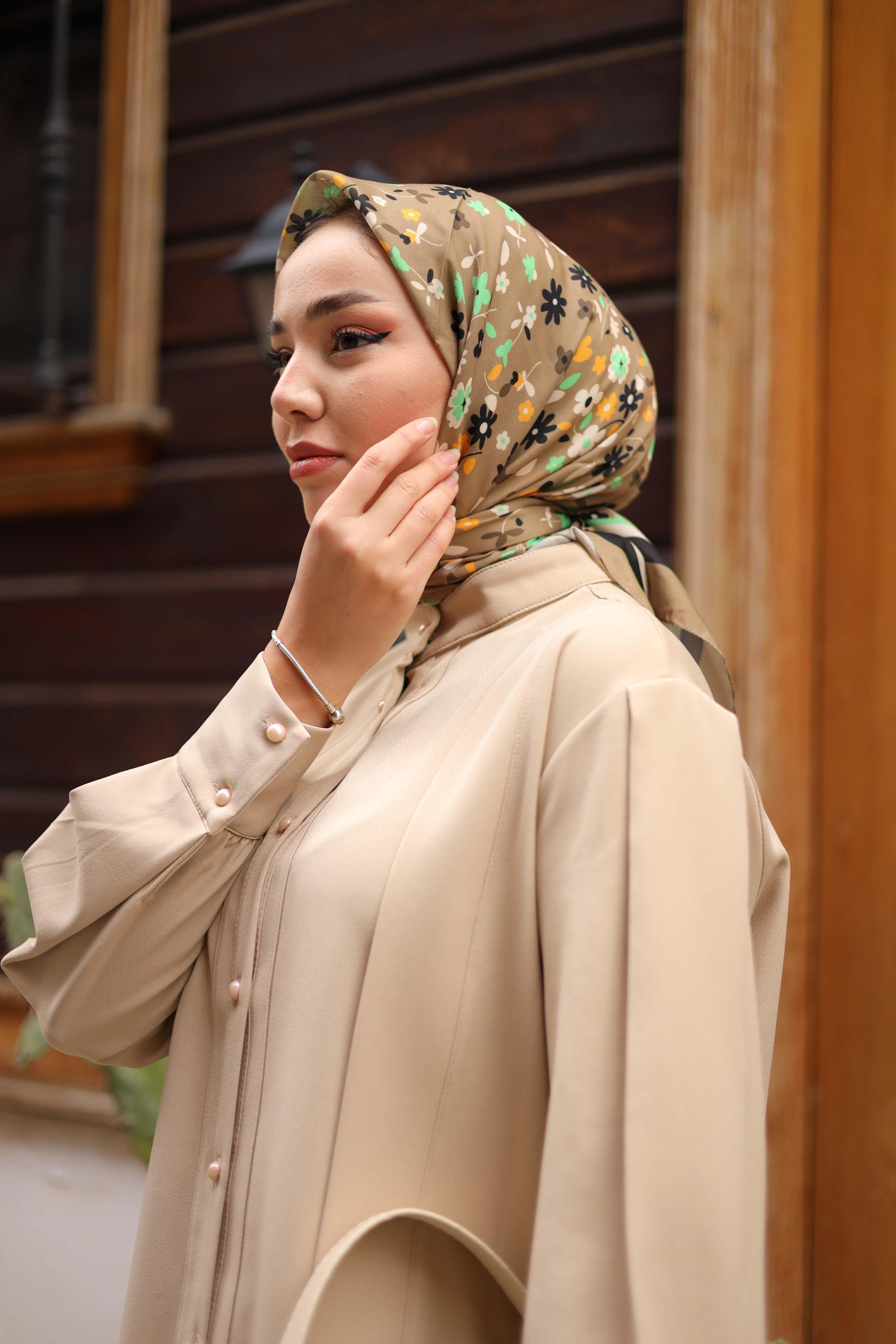 DESENLİ EŞARP FLOWER SÜTLÜ KAHVE