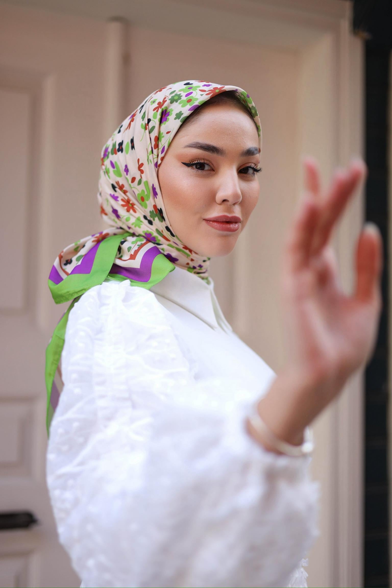DESENLİ EŞARP FLOWER YEŞİL