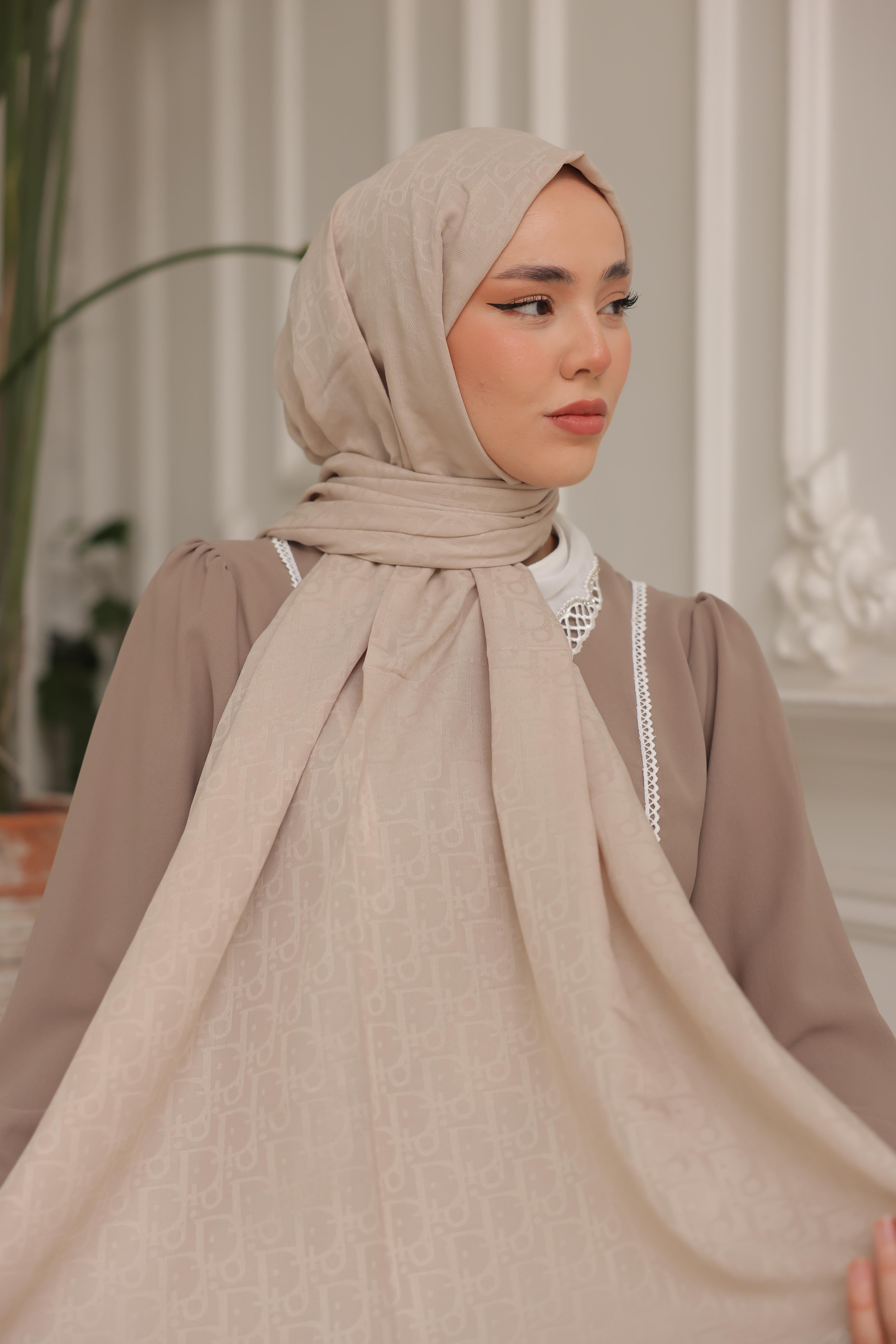 DİOR DESEN BEJ
