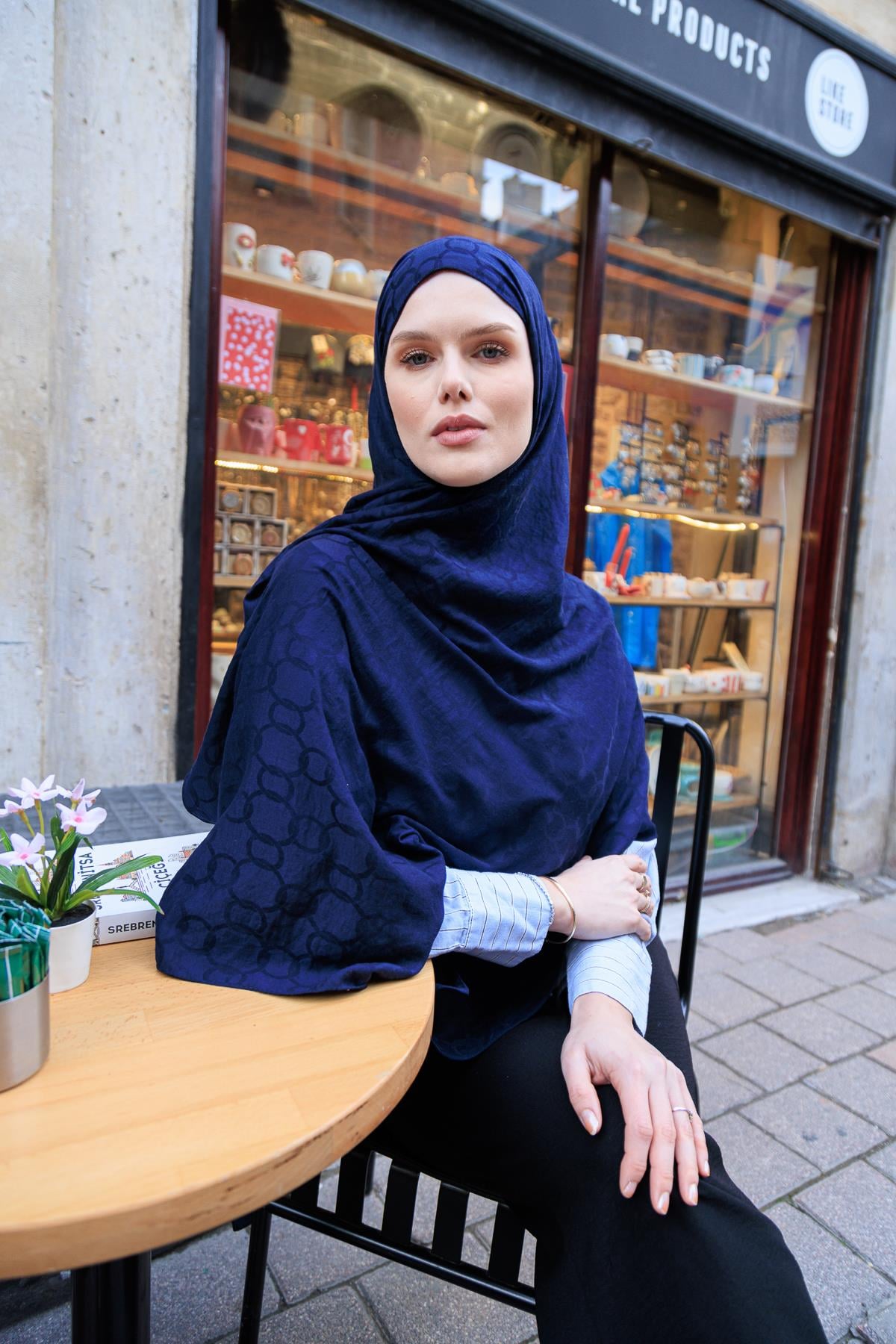HALKA KRAŞ LACİVERT