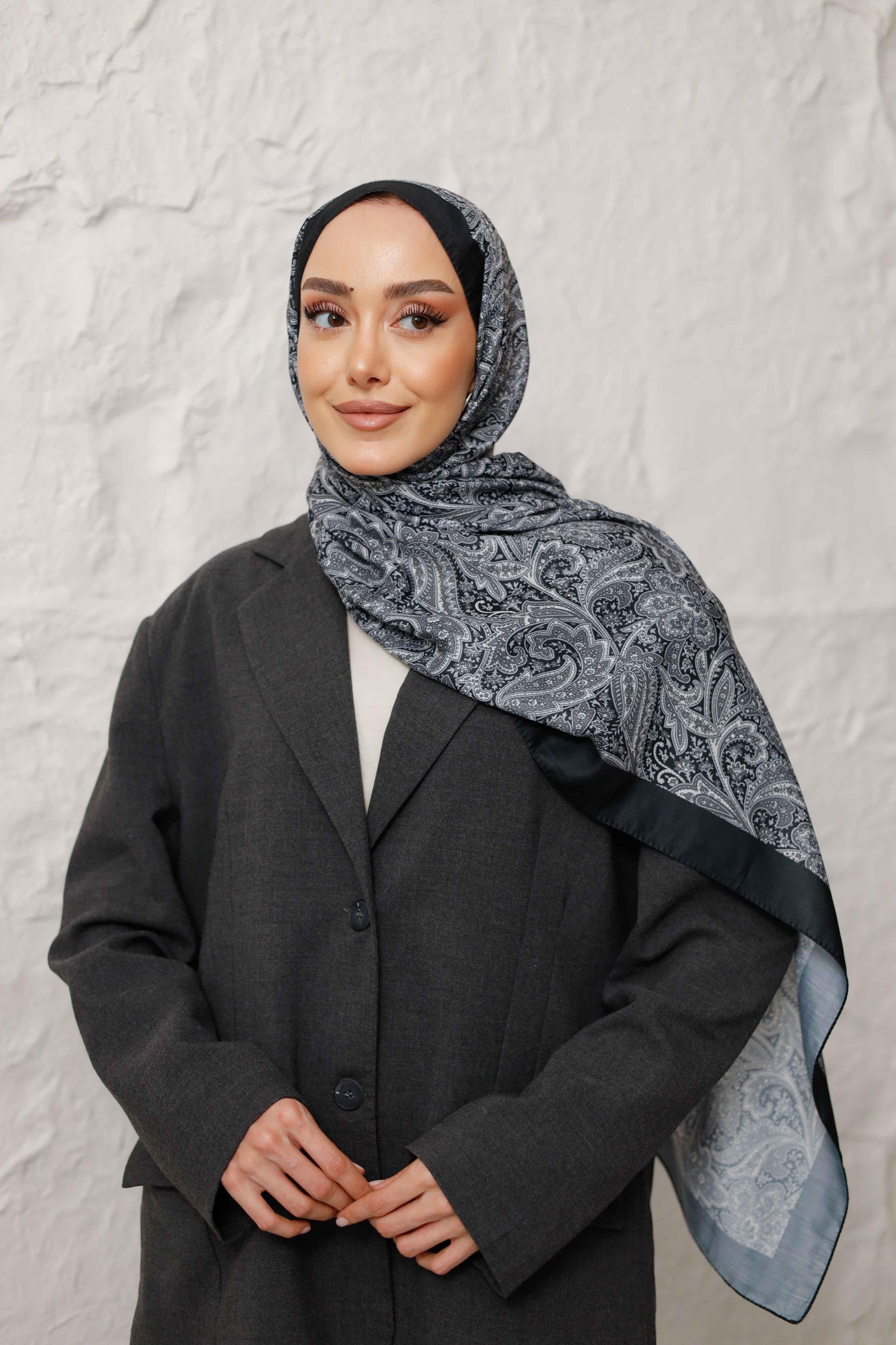 LARİSA ŞAL ANTRASİT