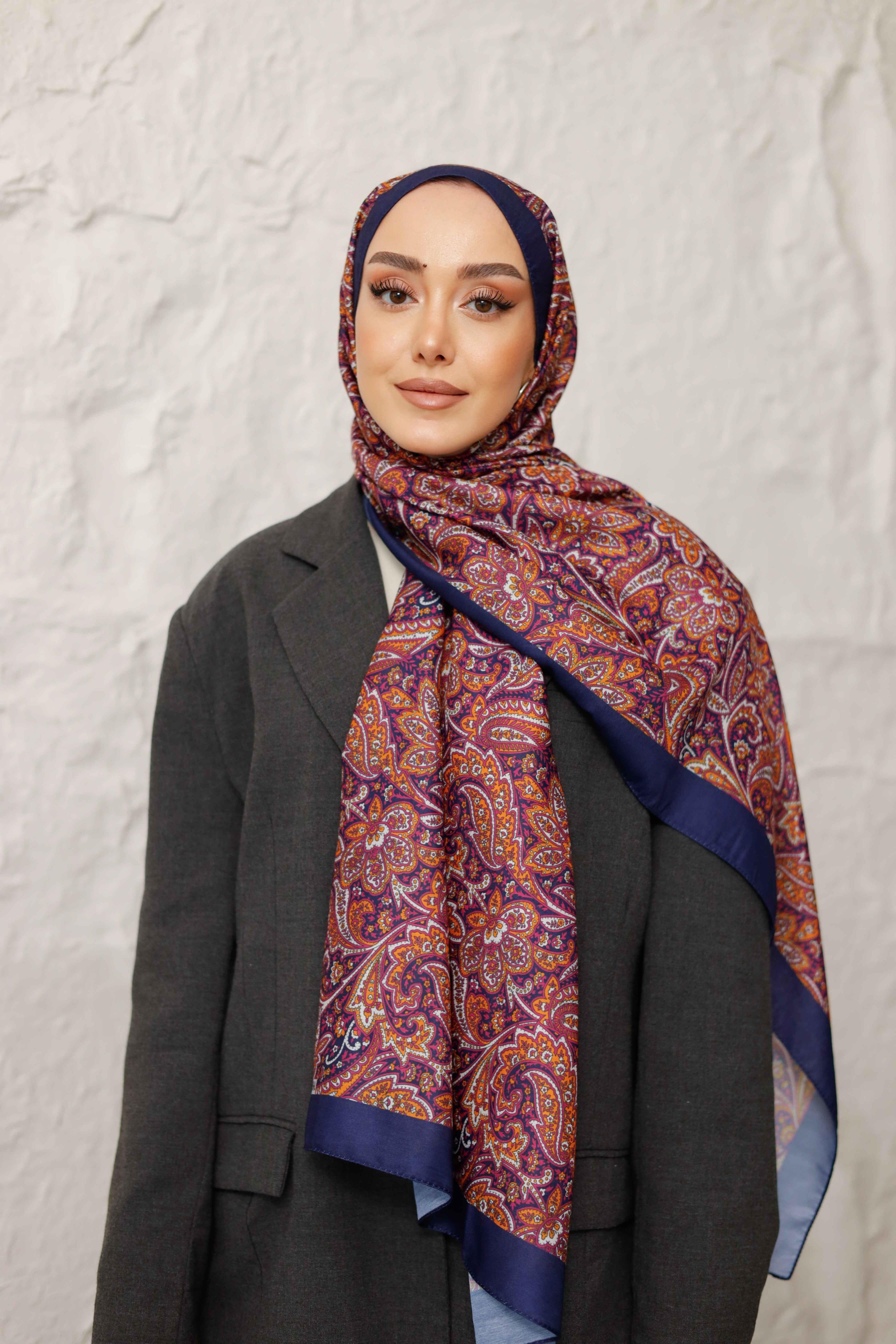 LARİSA ŞAL SUMMER