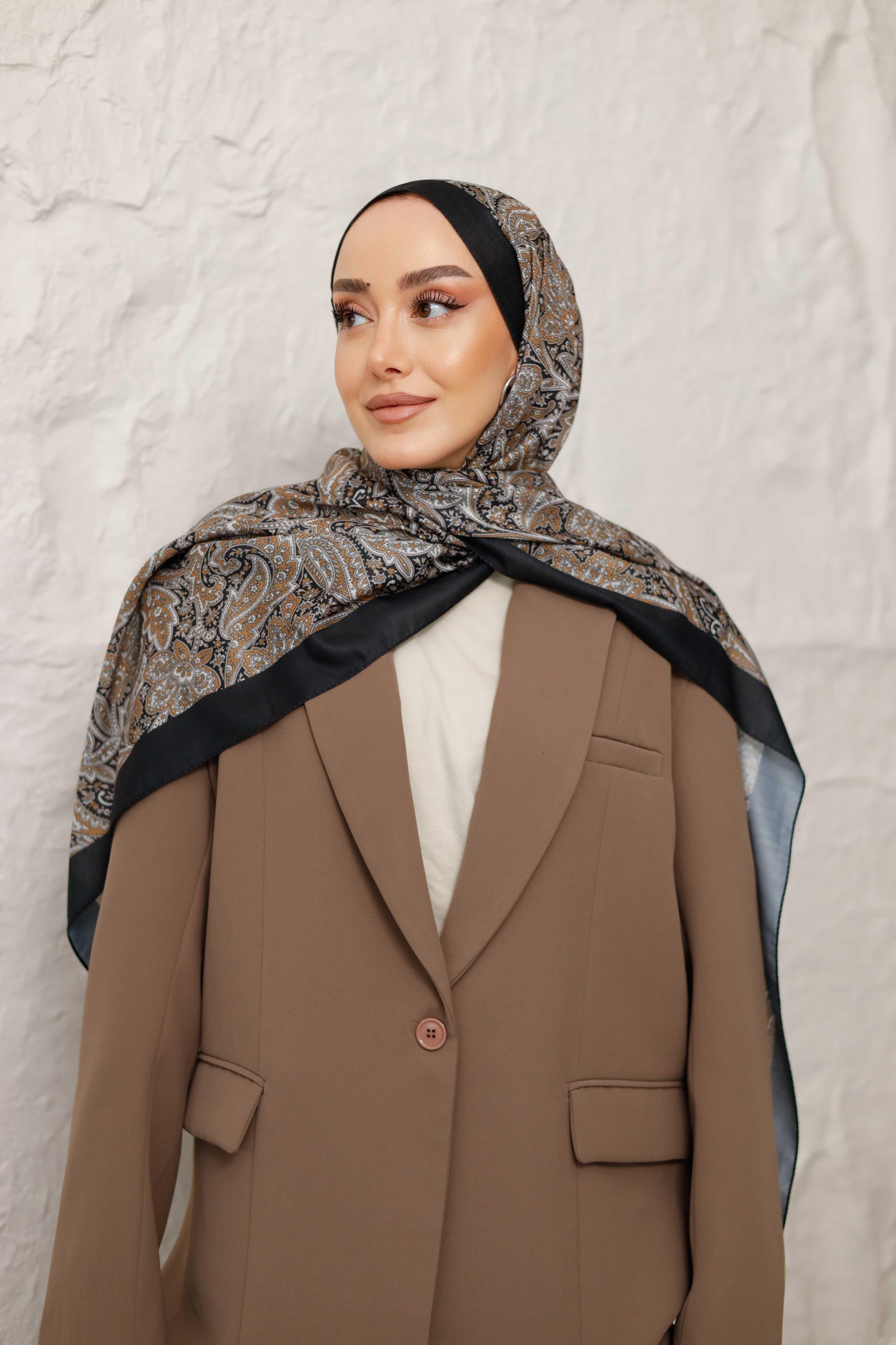 LARİSA ŞAL SÜTLÜ KAHVE