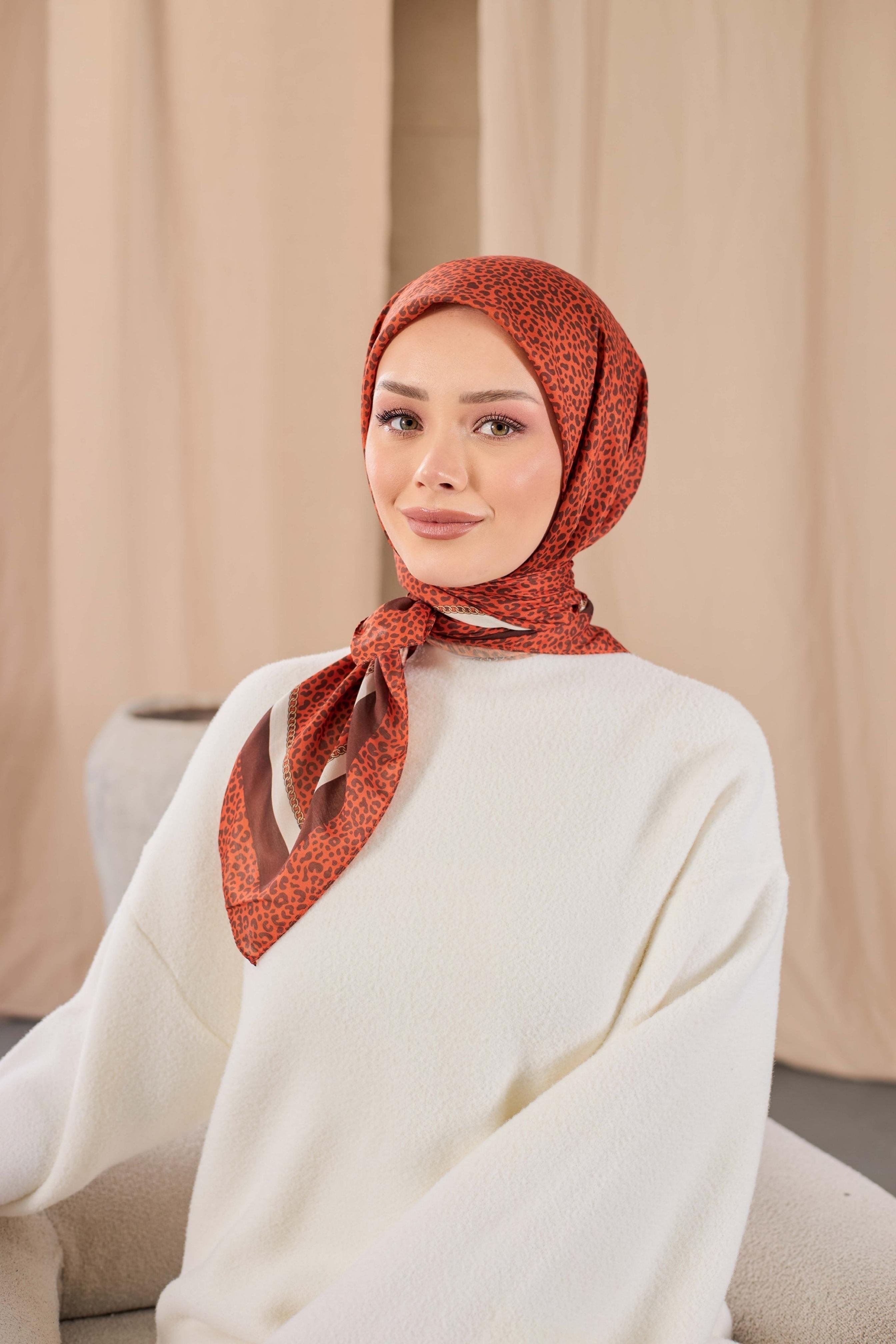 LEOPAR DESEN SOFT EŞARP 13