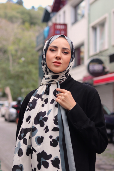 LEOPAR SİYAH BEYAZ