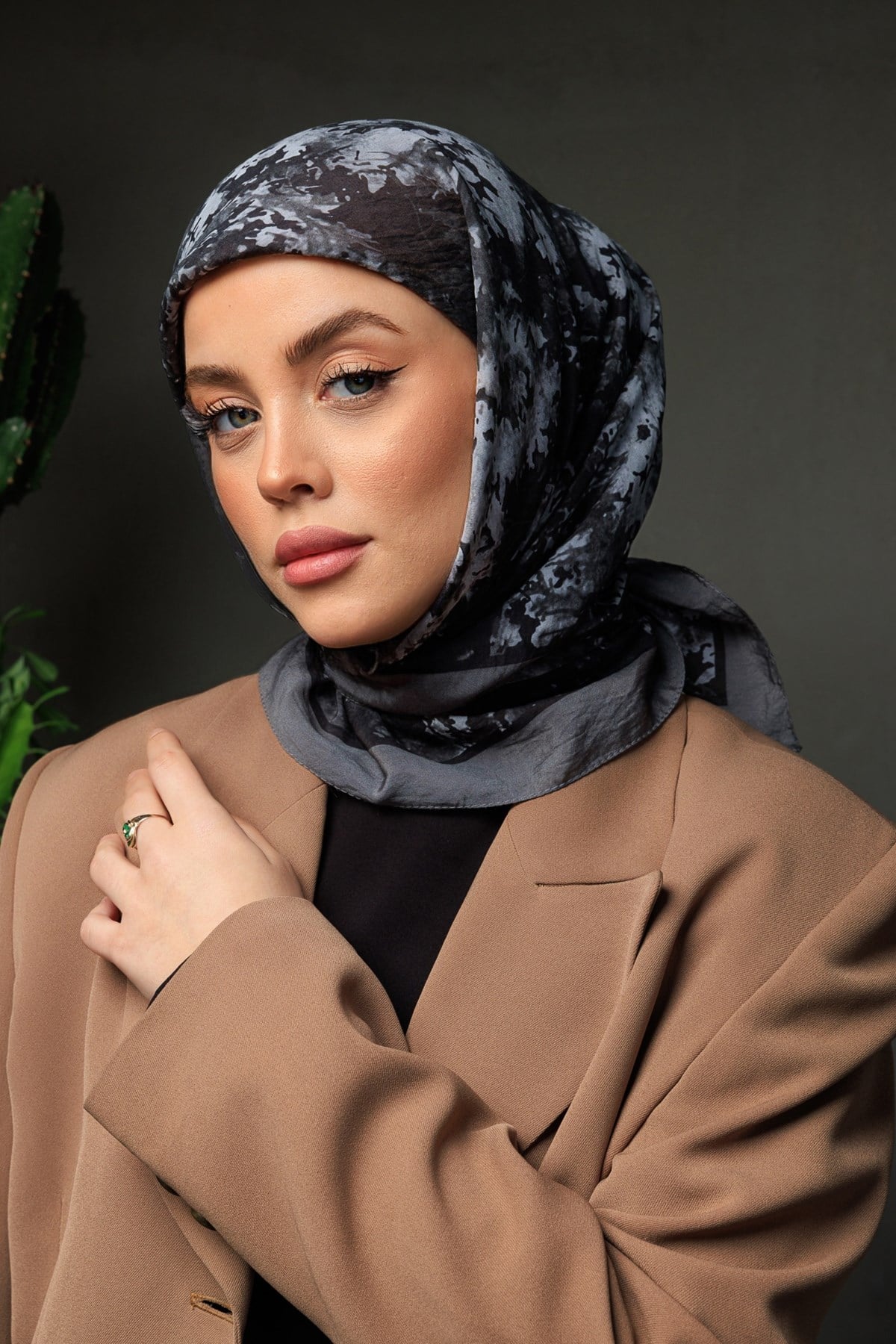 LOREN MODAL İPEK EŞARP 11