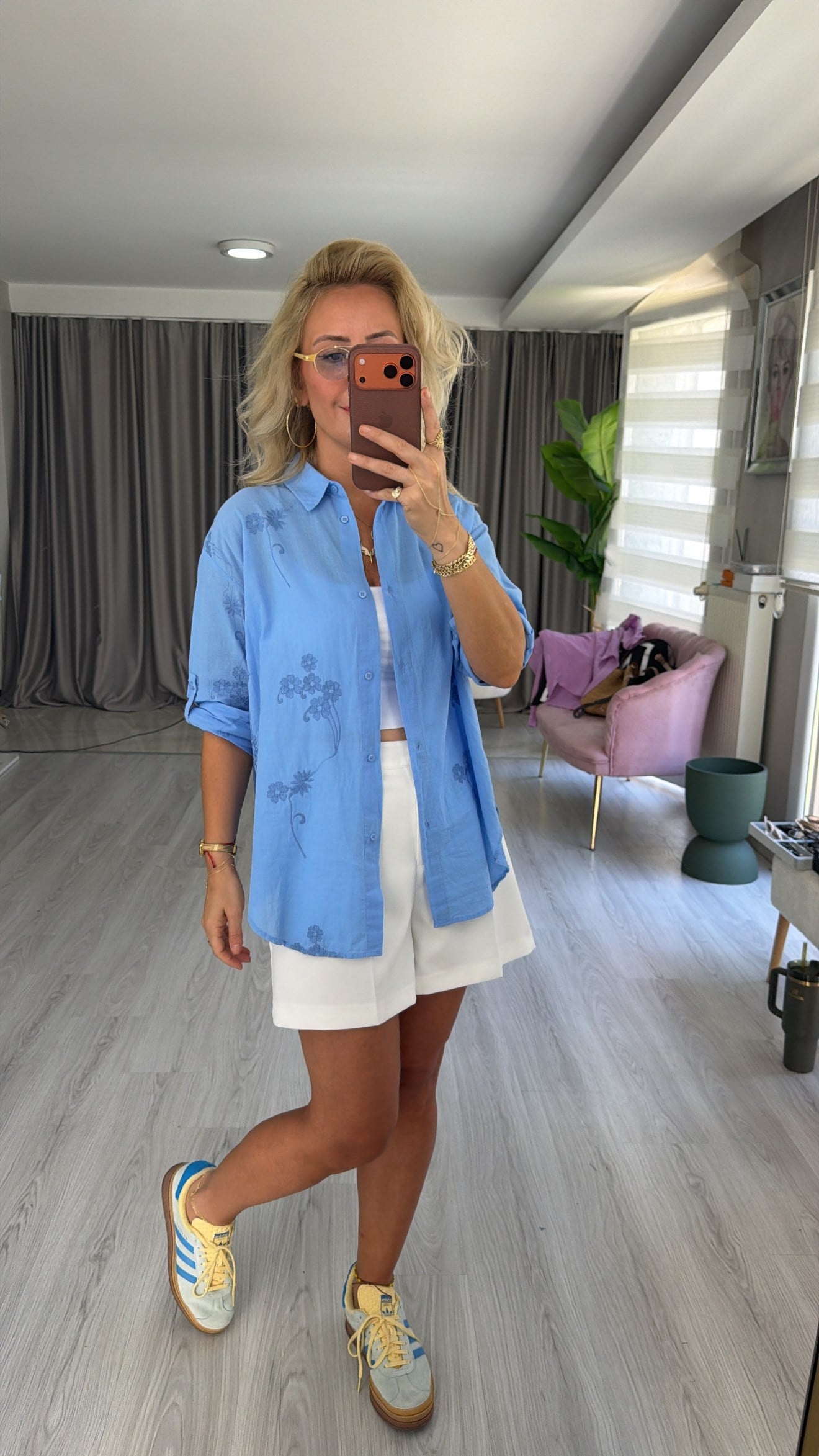 %100 Koton Çiçek Nakış Detaylı Bebe Mavisi Gömlek