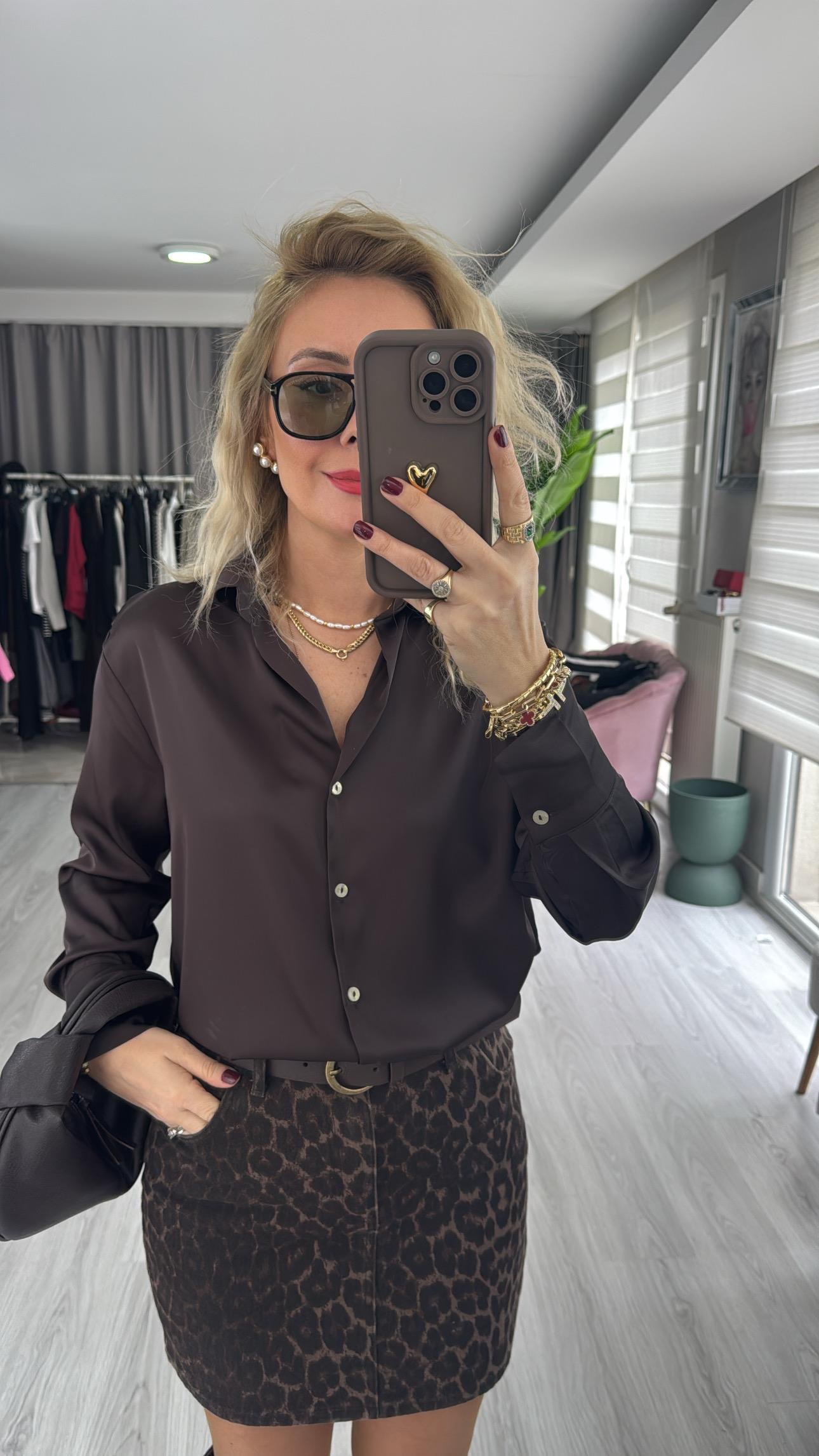 Acı Kahve Saten Gömlek