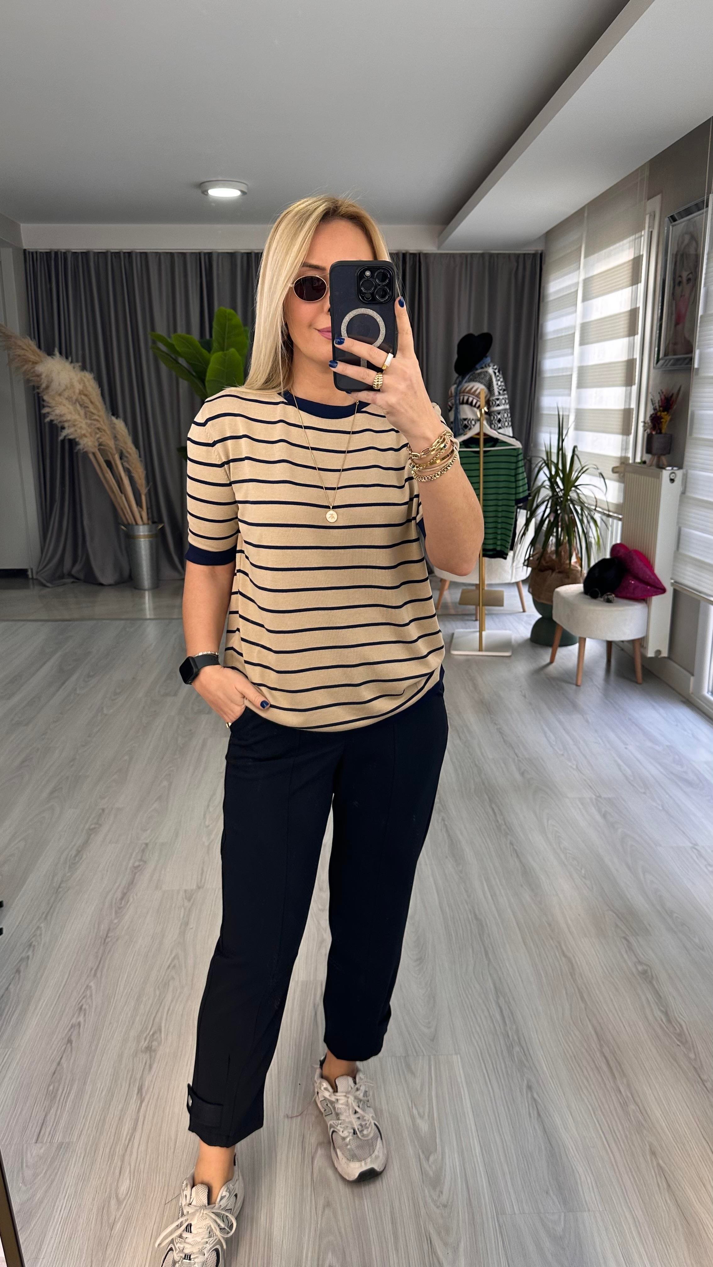 BEJ LACİVERT ÇİZGİLİ MERSERİZE TRİKO