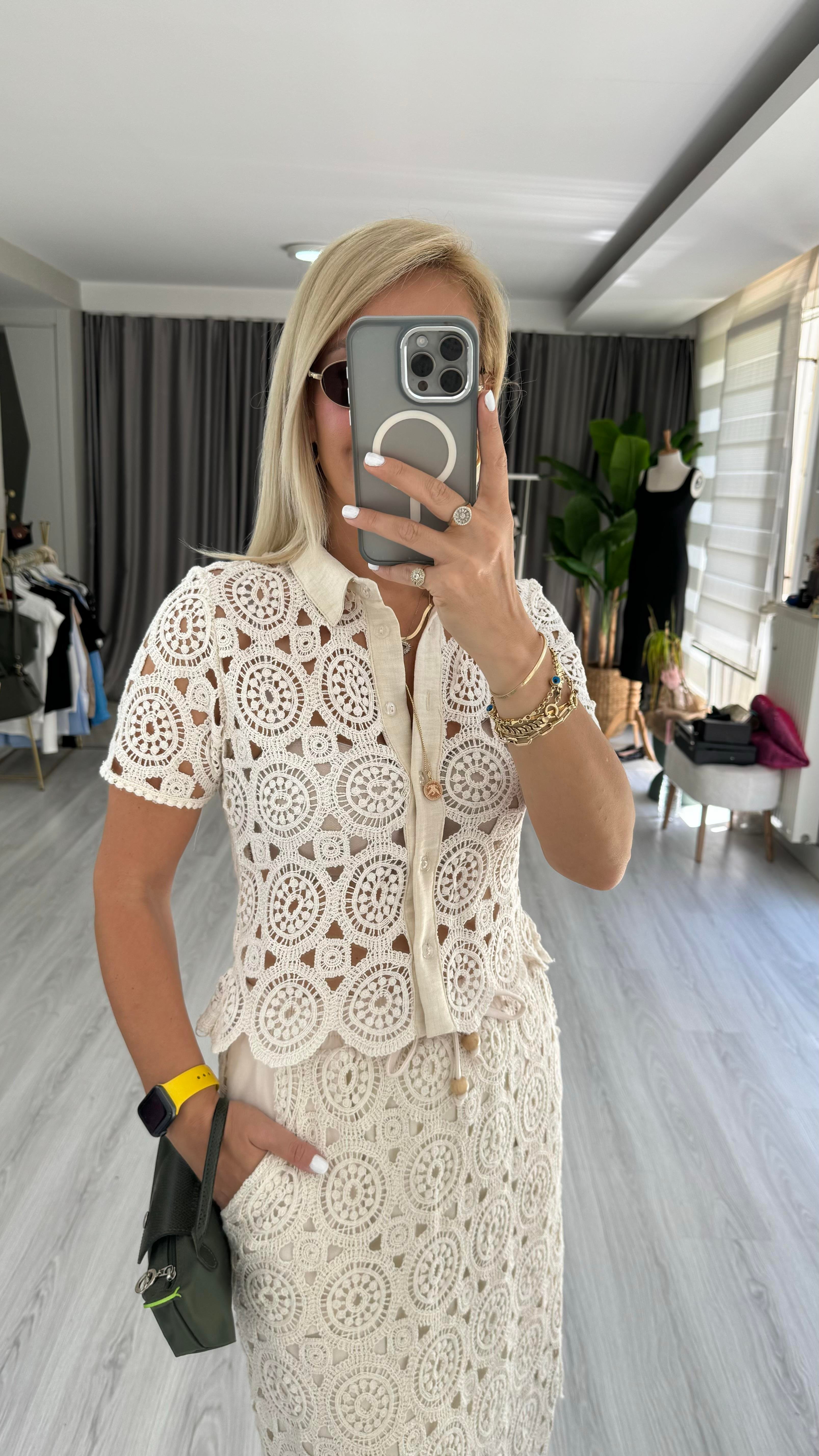 DANTEL İŞLEMELİ NATUTEL GÖMLEK