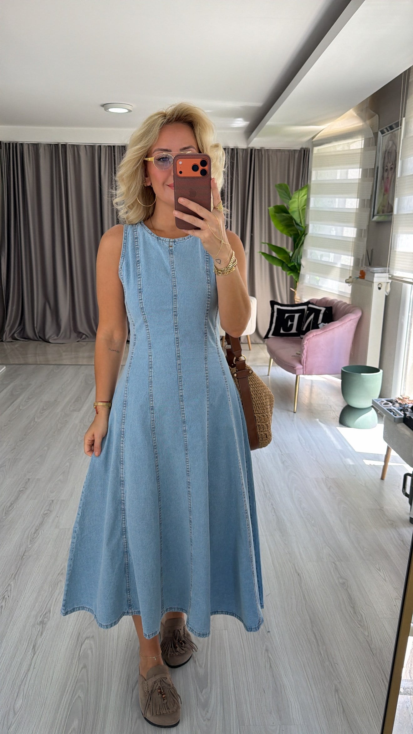 Dikiş Detaylı Açık Mavi Denim Elbise