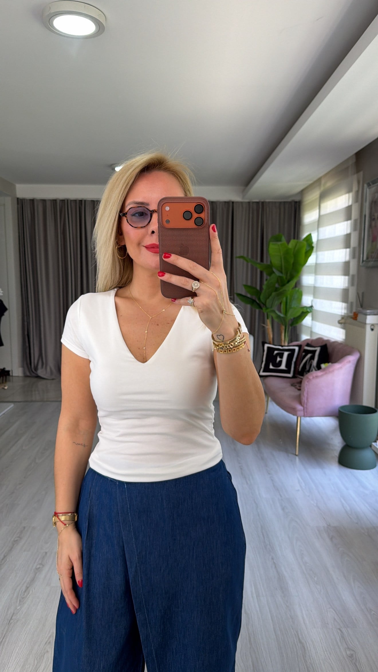 Dilvin V Yaka Kısa Kol Ekru Bluz