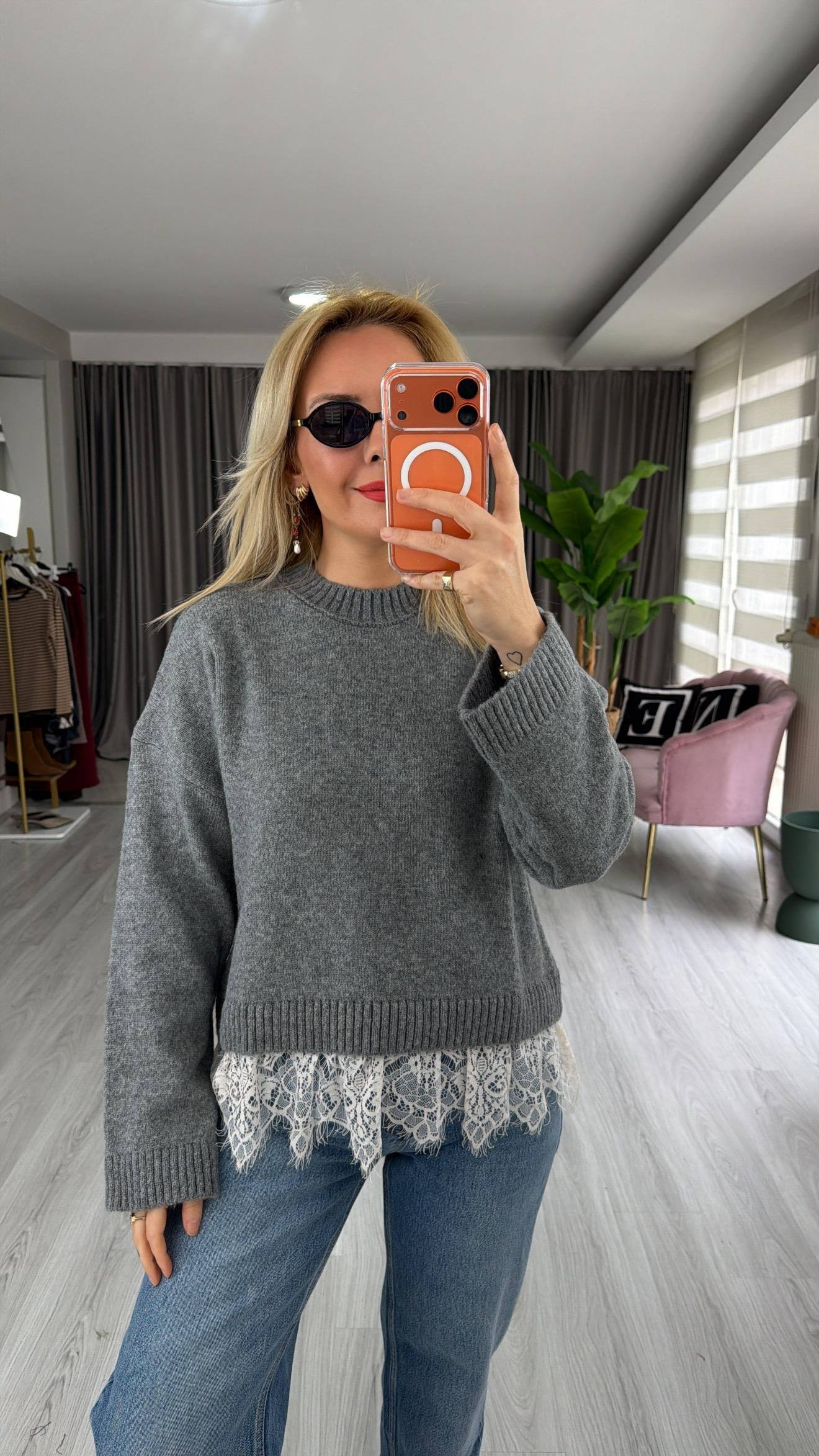 Etek Ucu Dantelli Basic Gri Triko