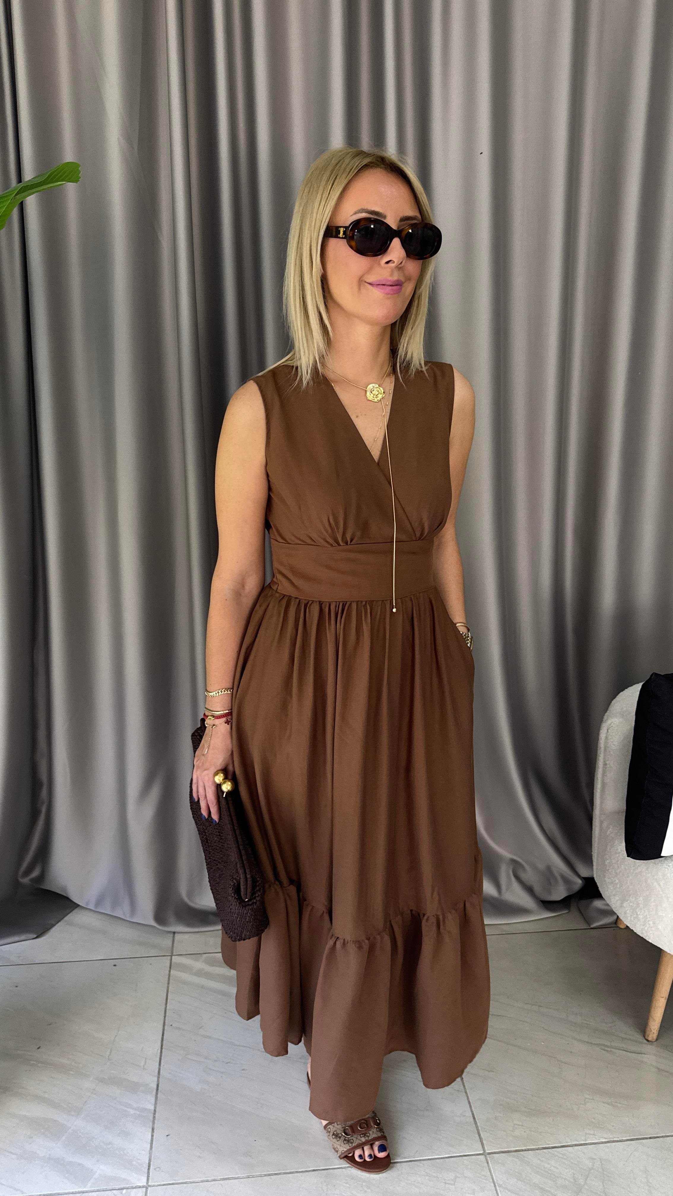 Etek Ucu Volanlı Kruvaze Kahverengi Tencel Elbise
